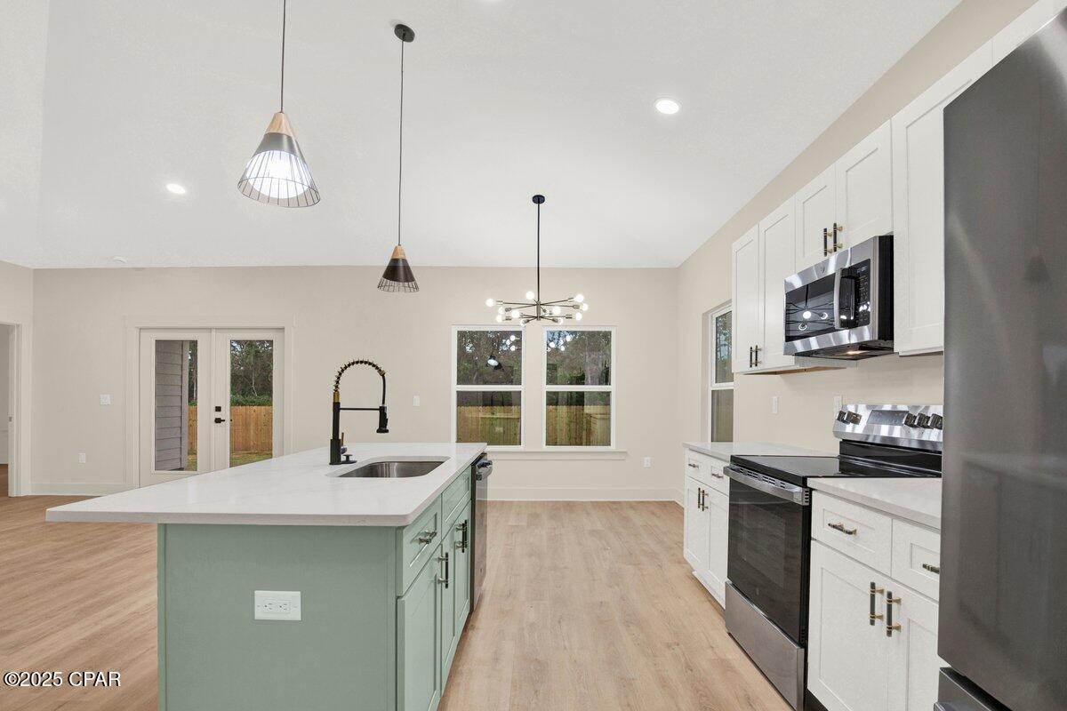 Sq Epnqko6zdl7epbqtqufp0 6vb1e4emopyvjuypl0