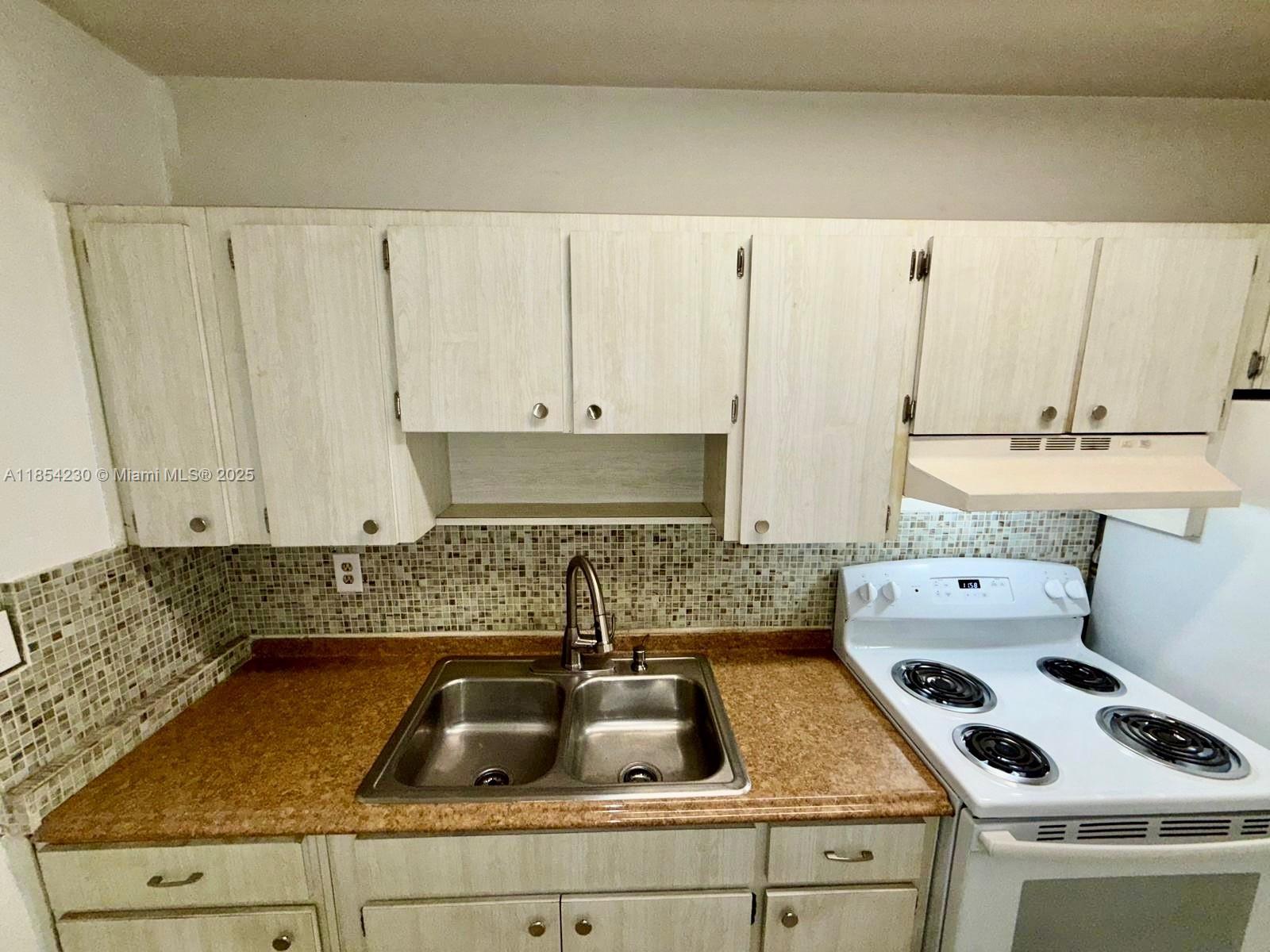 Property photo # 6