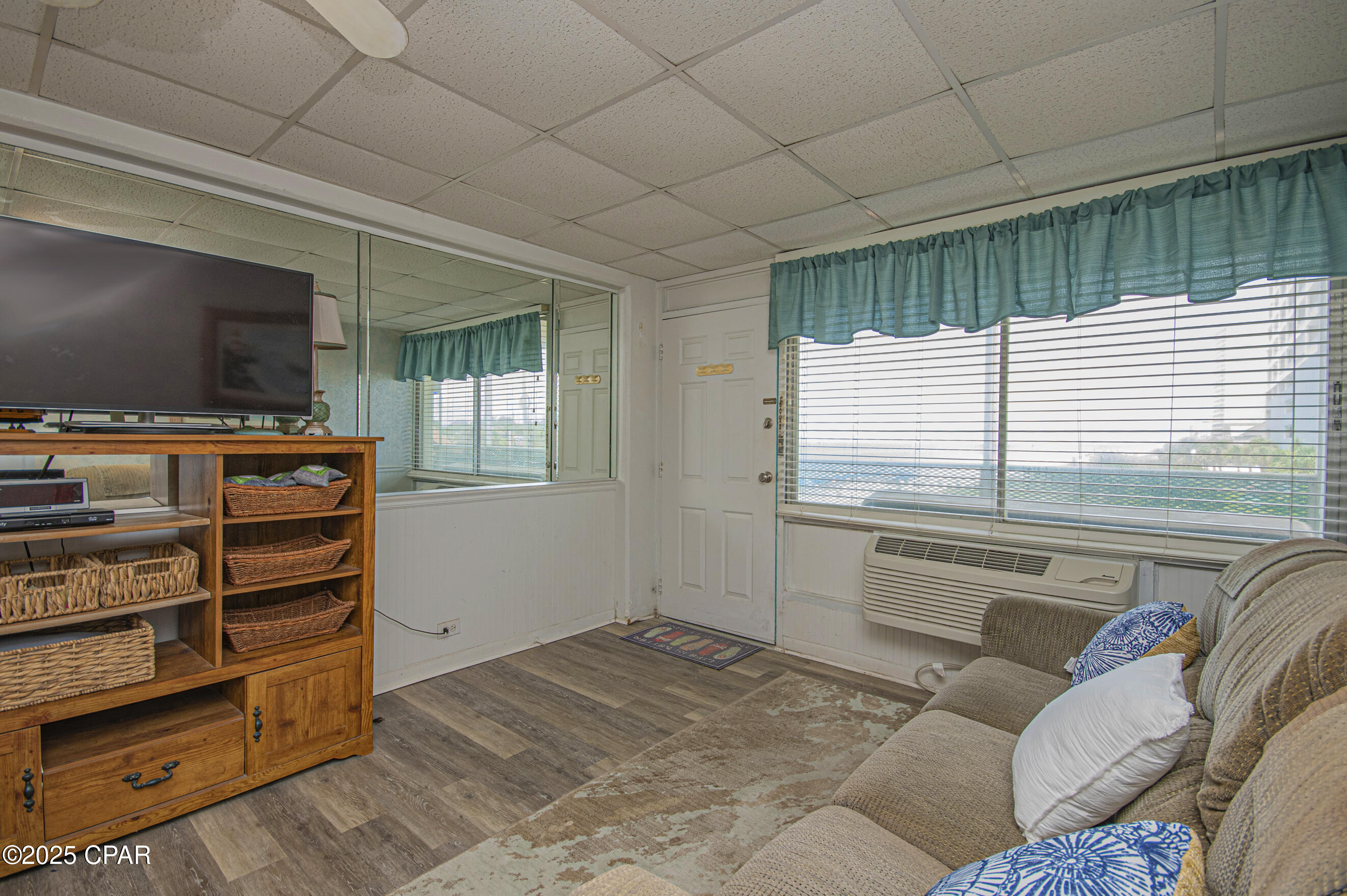 Pmyes1drr3kjpwmivdpin5bl4d1wq Uwwbygyb_sg6y