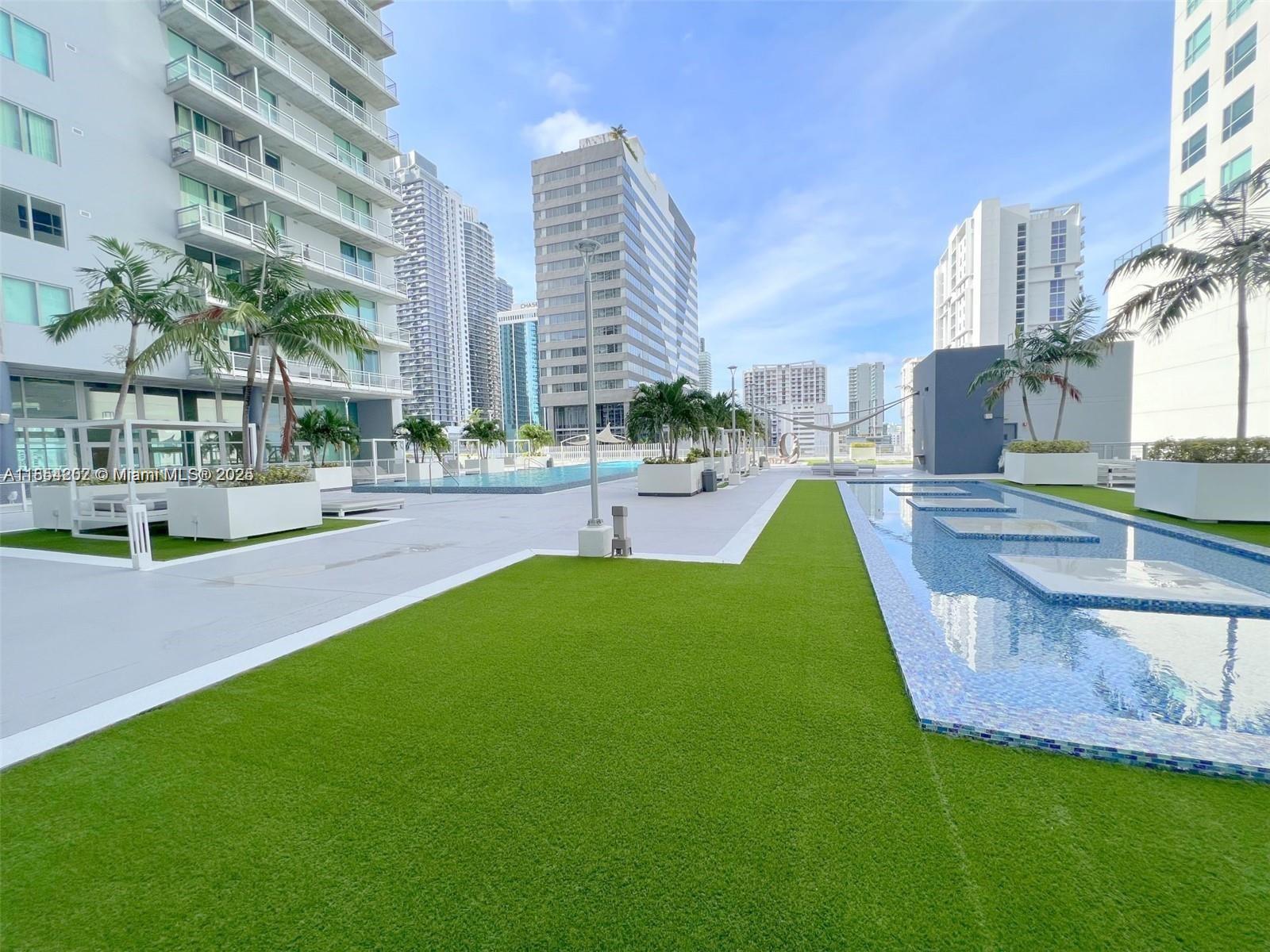 690 SW 1st Ct #1032, Miami FL 33130