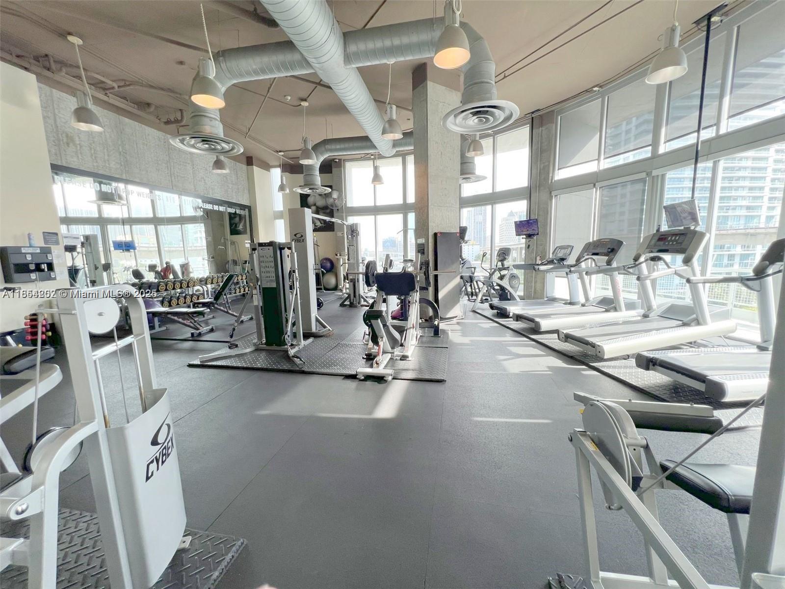 690 SW 1st Ct #1032, Miami FL 33130
