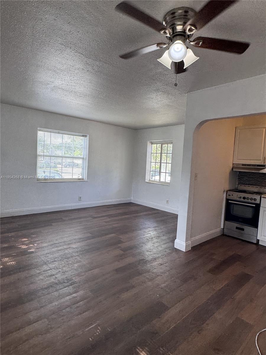 Property photo # 0