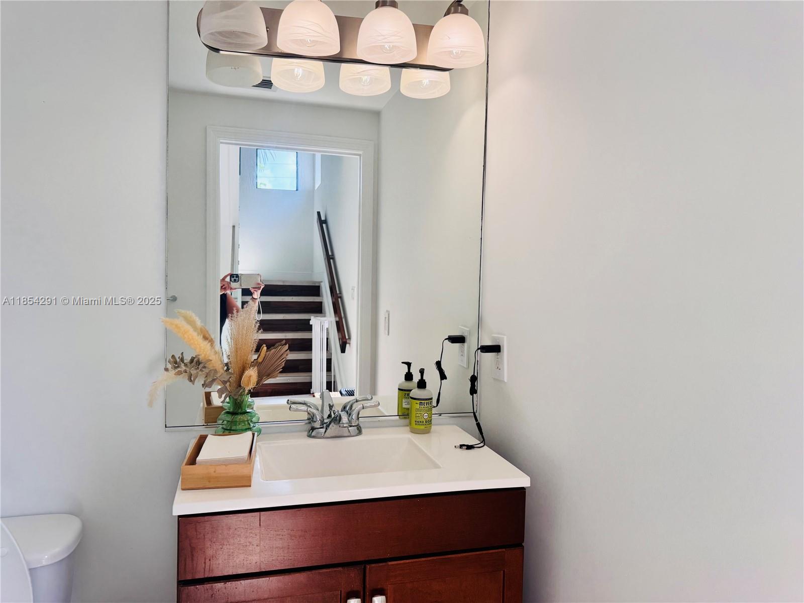 Property photo # 9
