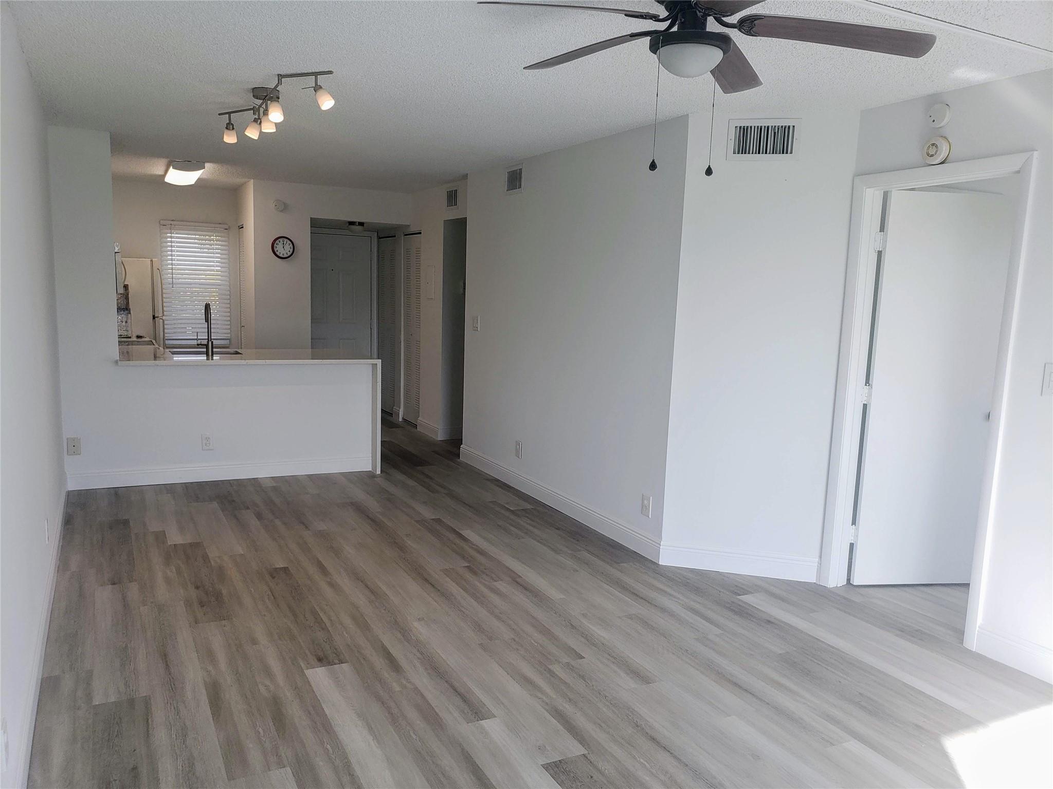 Cypress Bend 4-14 Condo