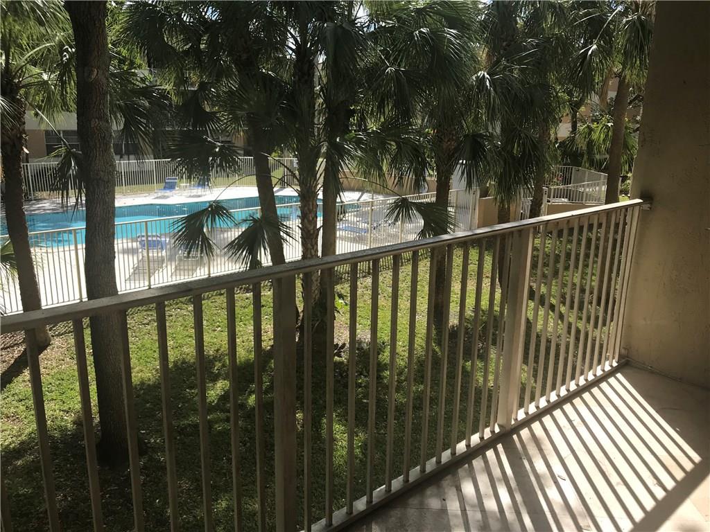 Coral Springs Estate