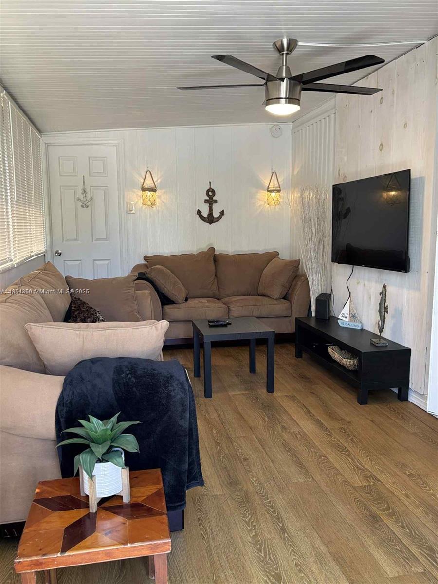 Property photo # 6