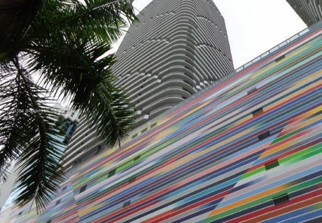 Apartamento para Alugar em Miami, FL