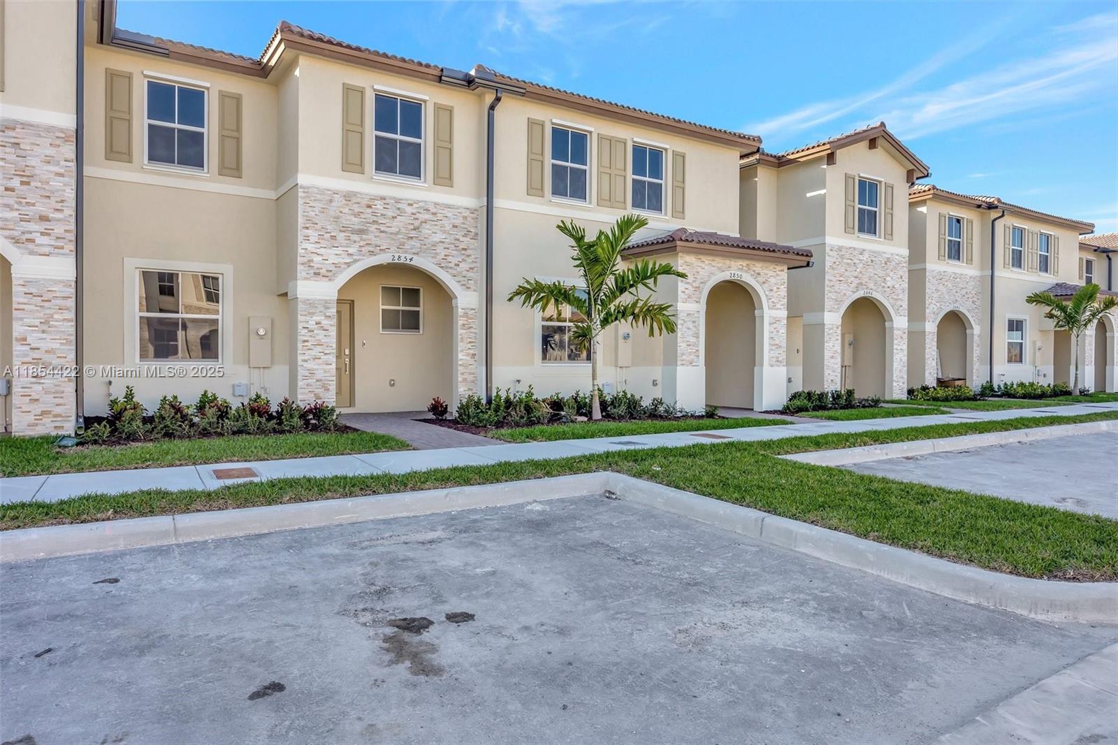 Property photo # 6
