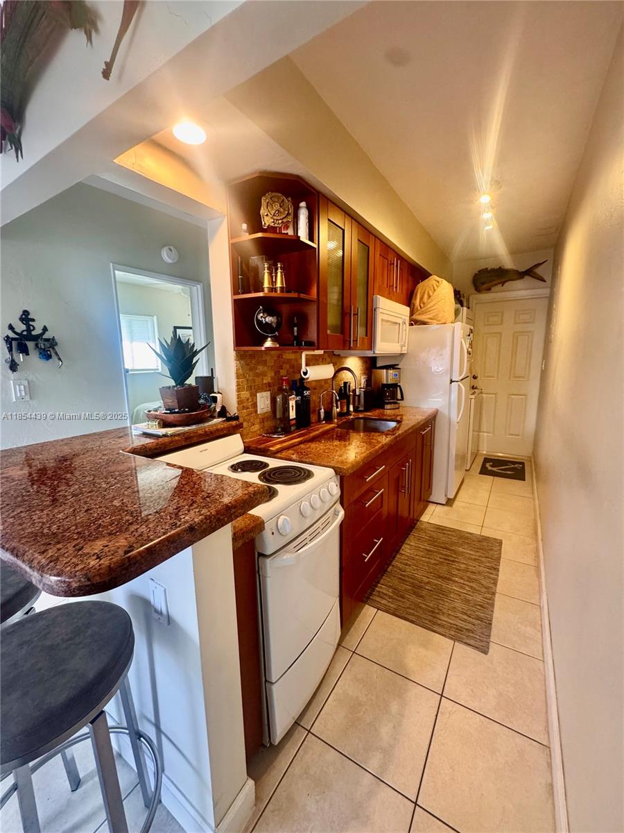 Property photo # 4