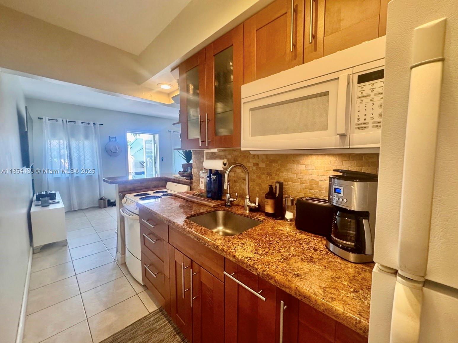 Property photo # 6