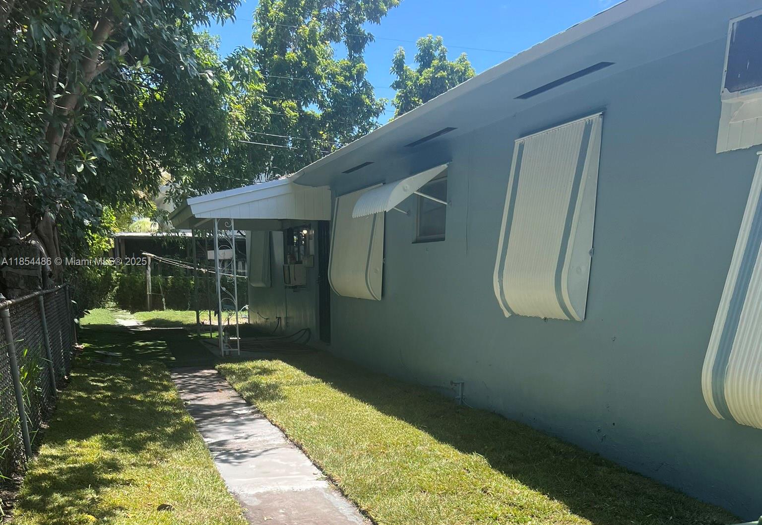 Property photo # 0