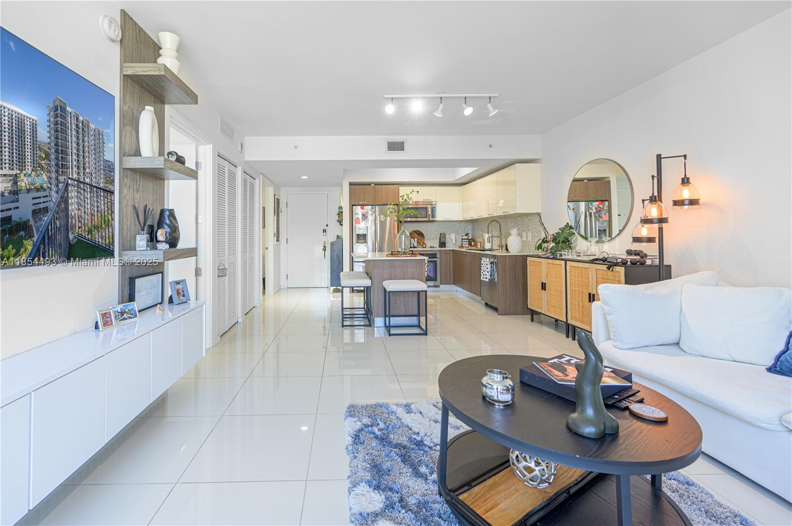 Property photo # 4
