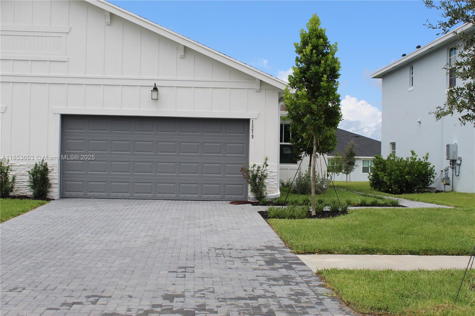 Property photo # 0