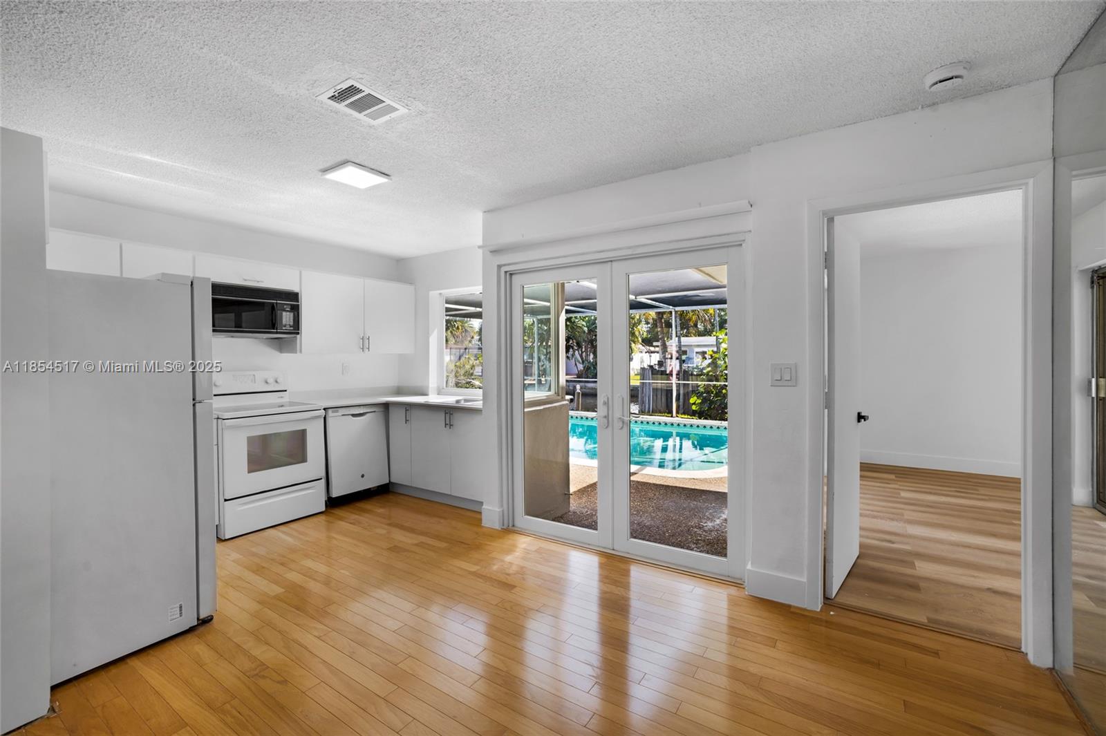 Property photo # 2