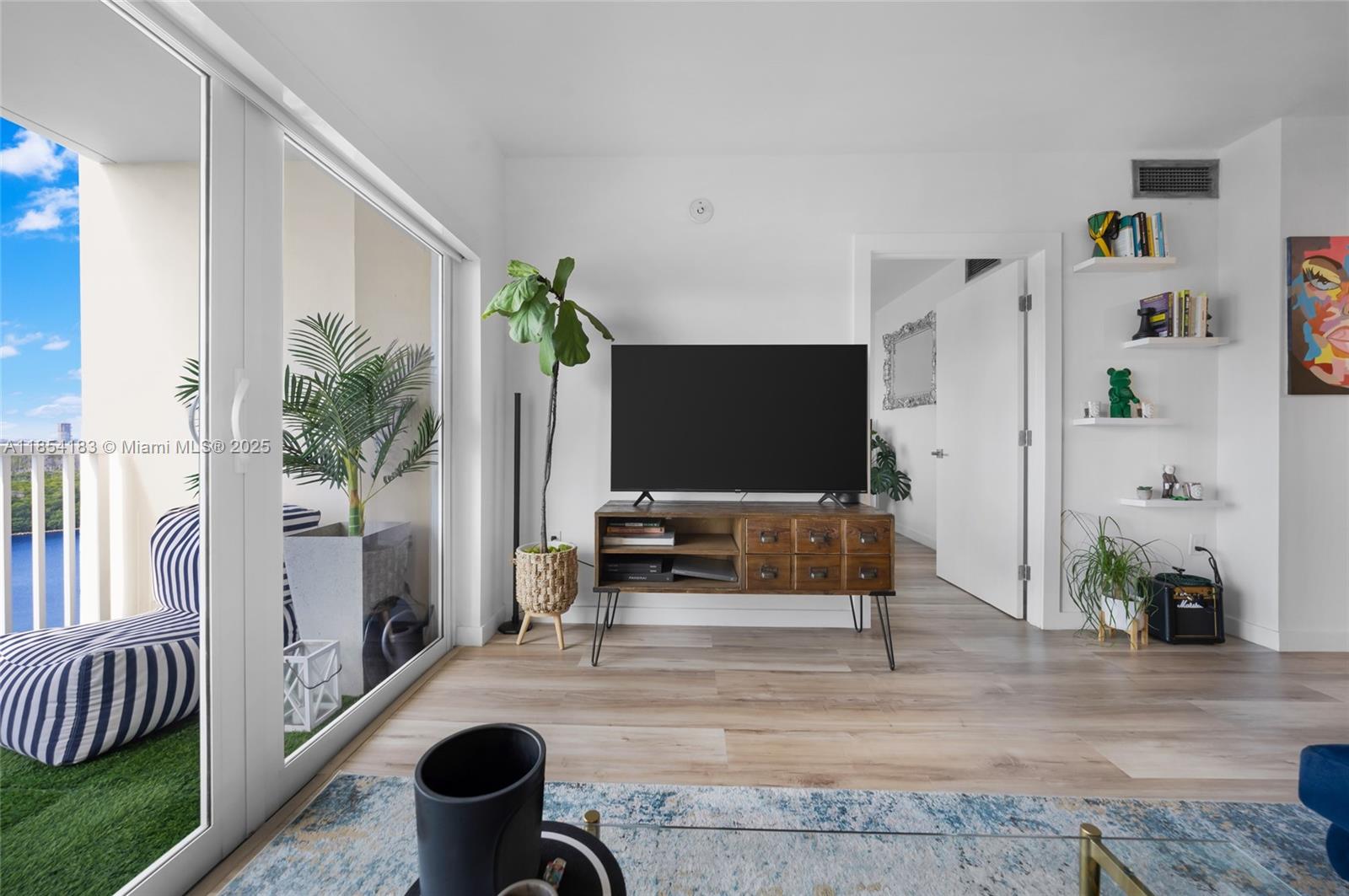 Property photo # 2