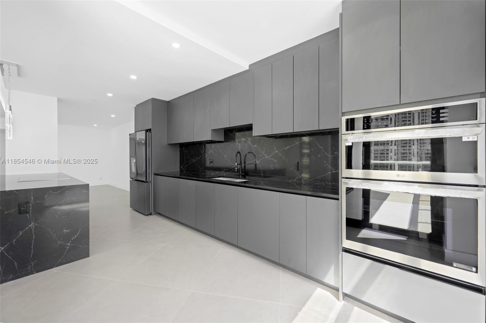 Property photo # 2
