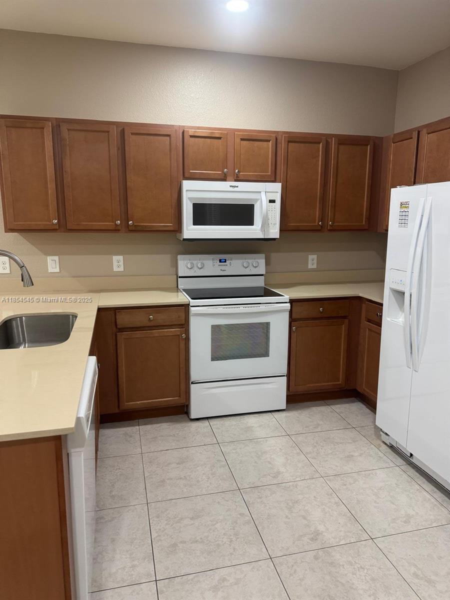 Property photo # 9