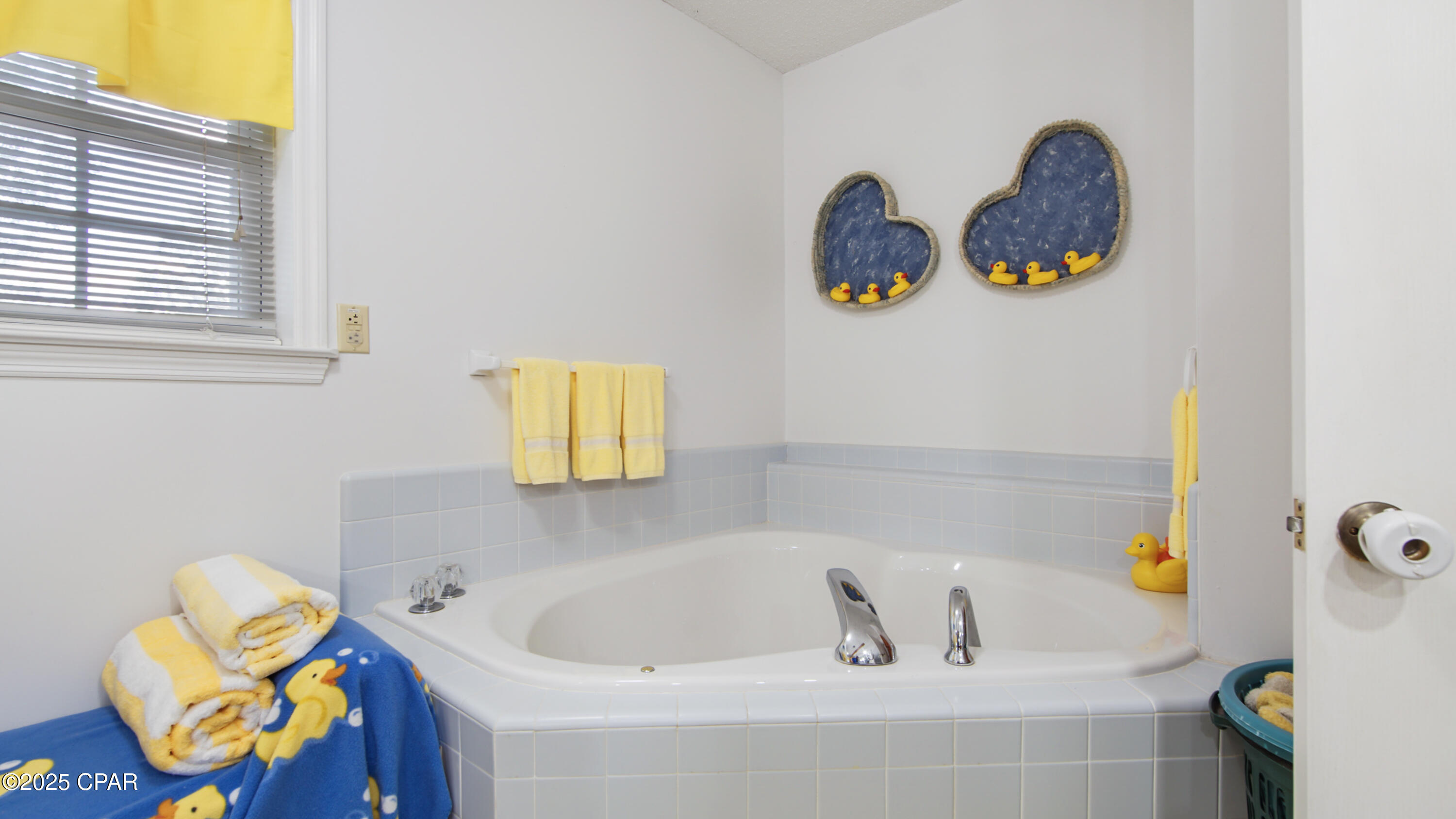 Zqdi2ru8whwu5hpns2awcpq6mowk8wfbvyewyqxczmu