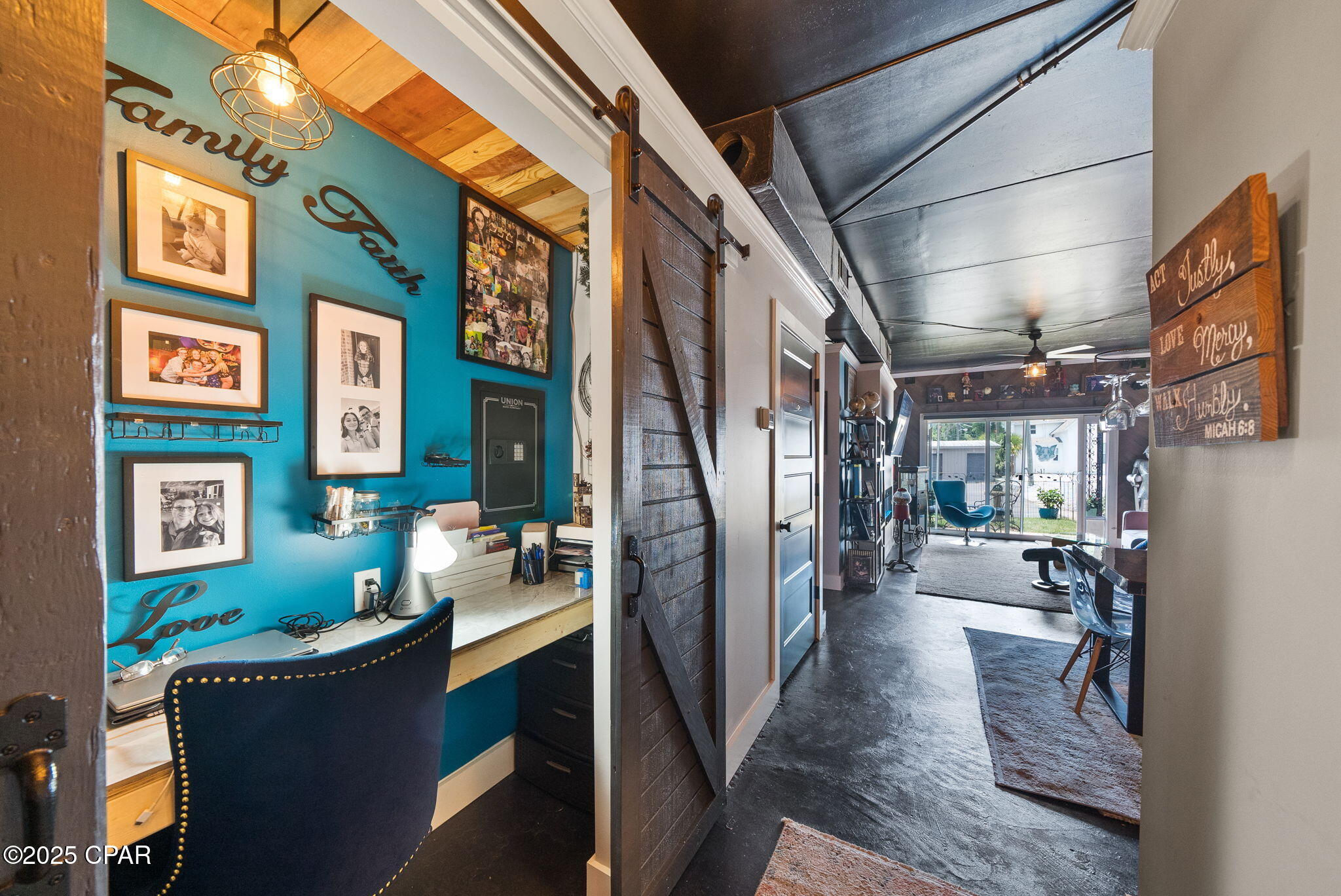 Image 15 For 105 Allen Avenue 56