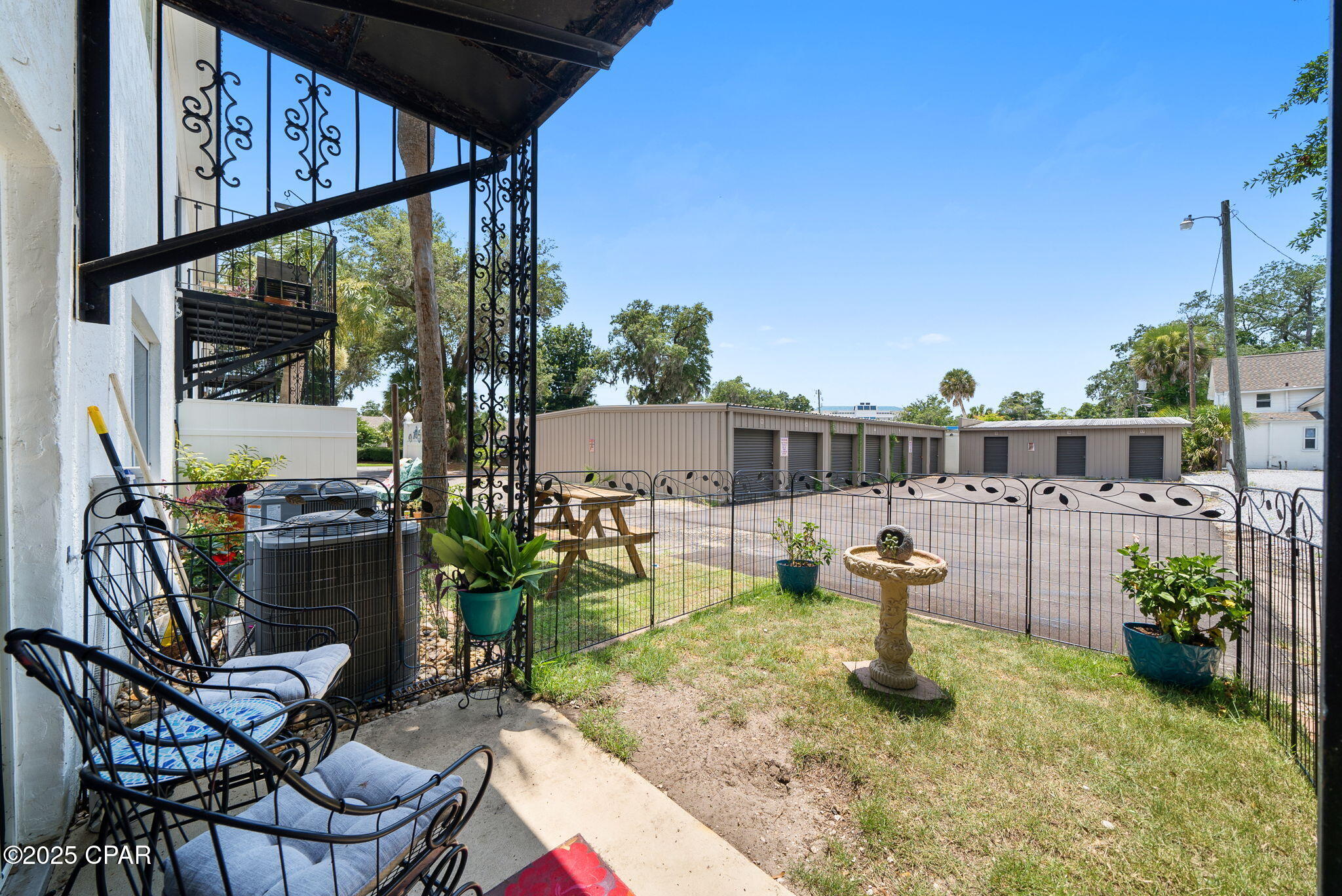 Image 21 For 105 Allen Avenue 56