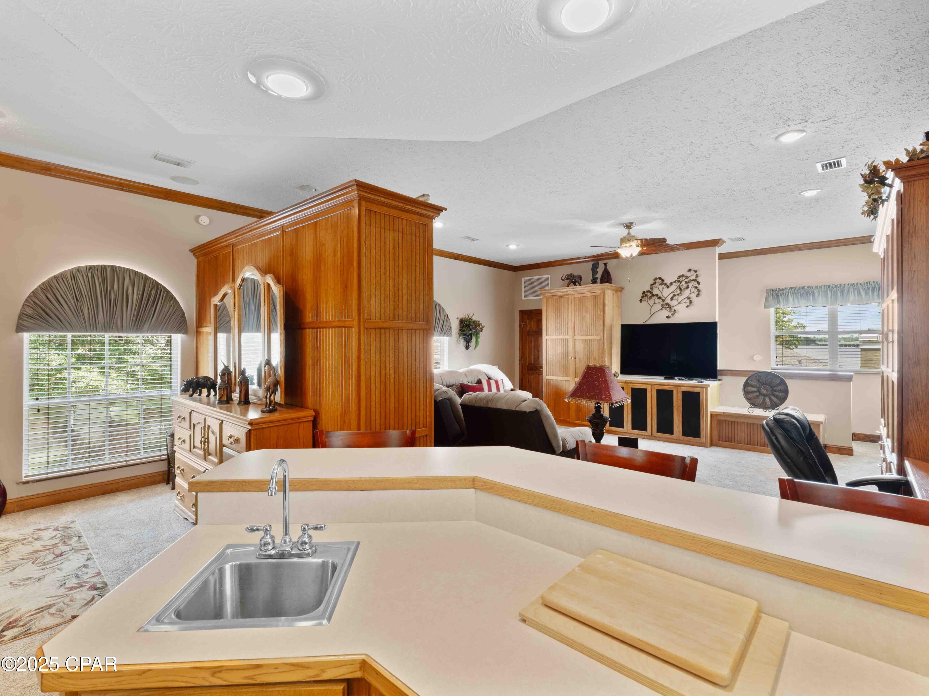 Maauaaxbgewln1nh3whsfis2fnzoerfffmarjvrhk0c