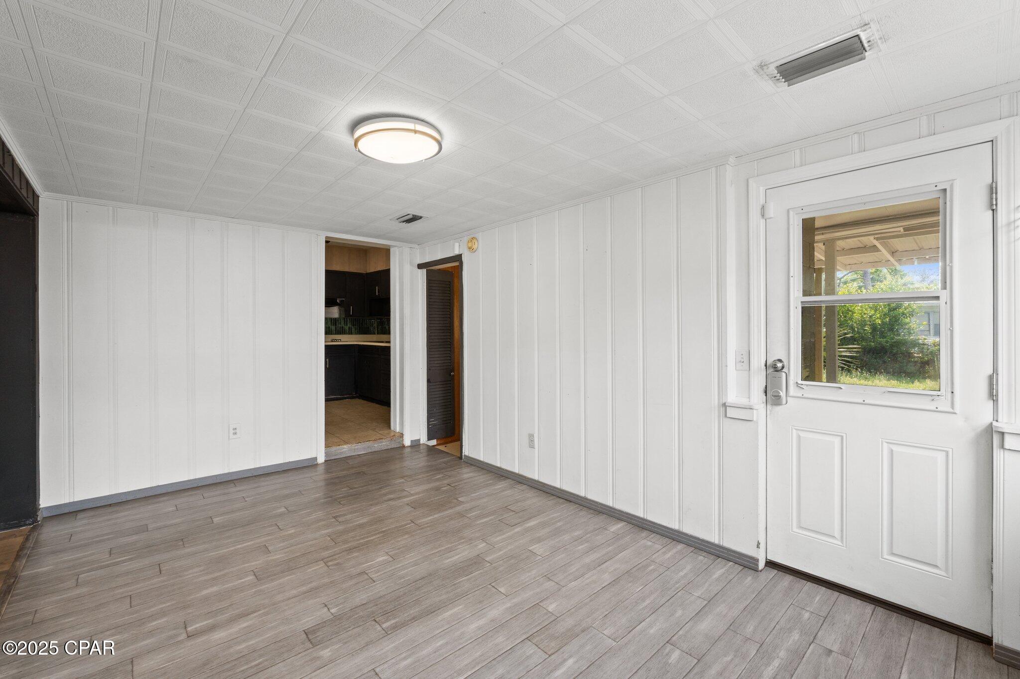 Image 37 For 1301 Oakland Drive