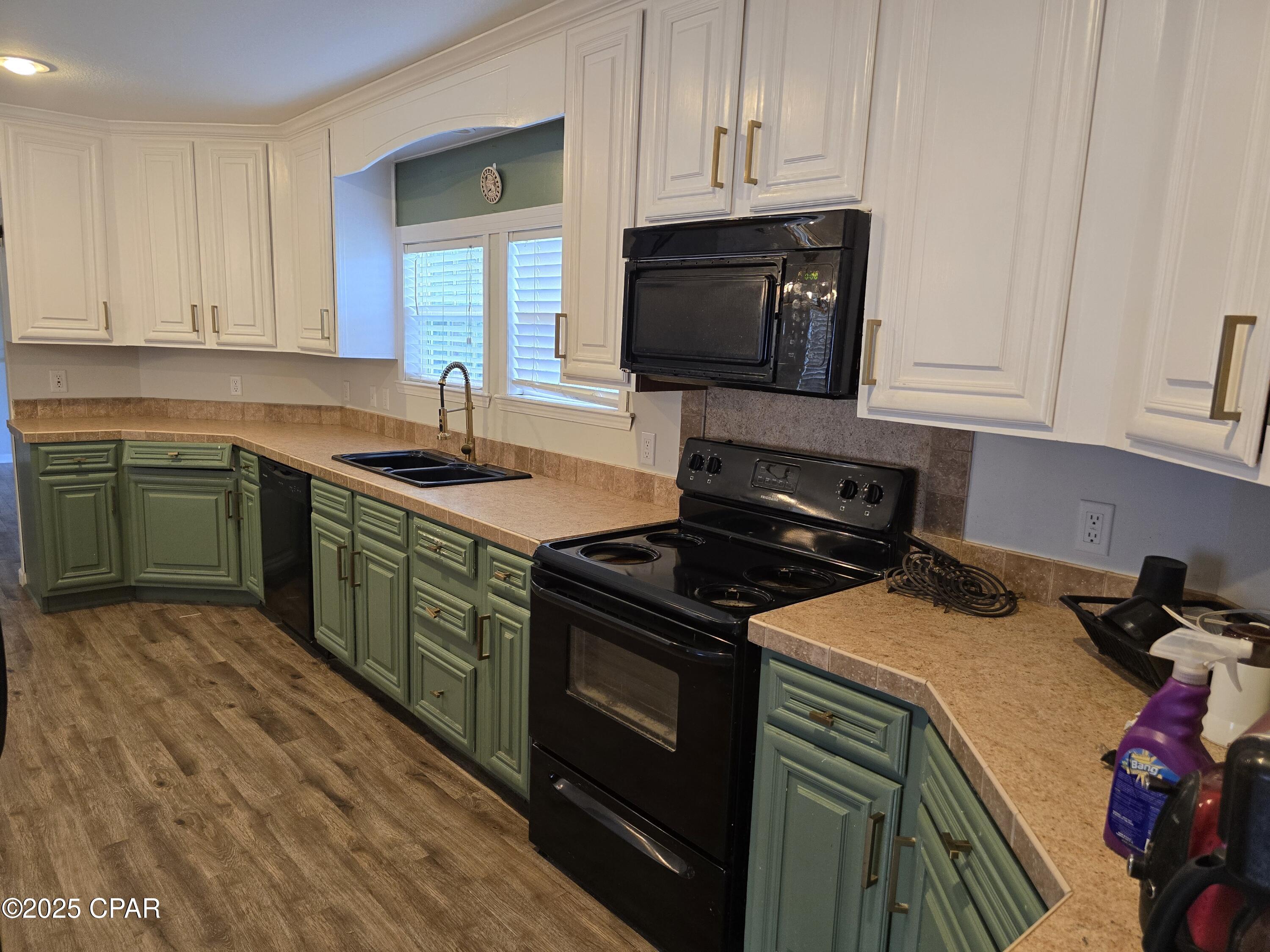 Image 13 For 21102 Lakeview Drive