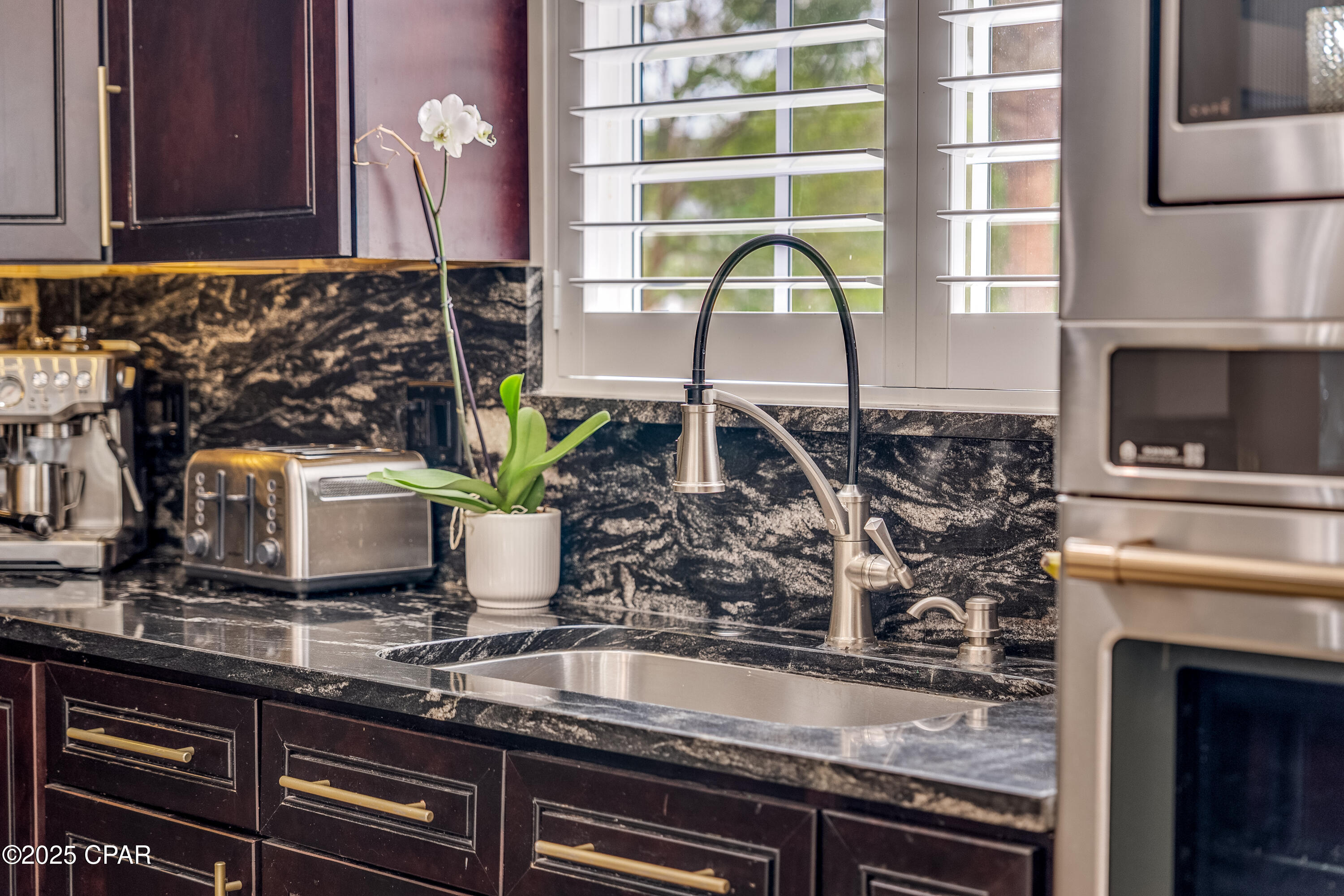 _vnrakxjcv3mvj_5hca1zl92flzulw7c_u8_qlcmxk4