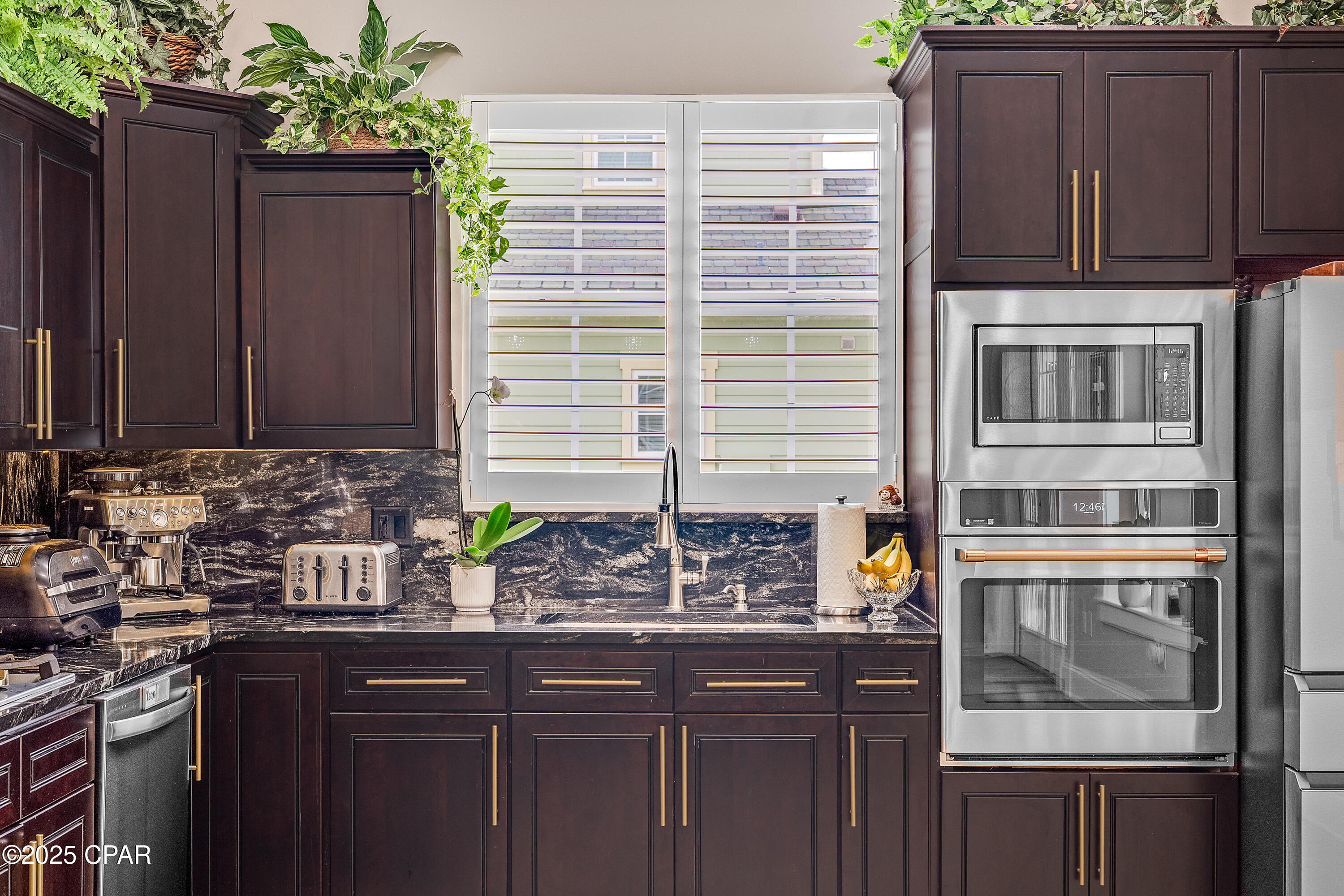 H Vly31f1g6p8e Fjho4boziliuolngk8juiunbszdy