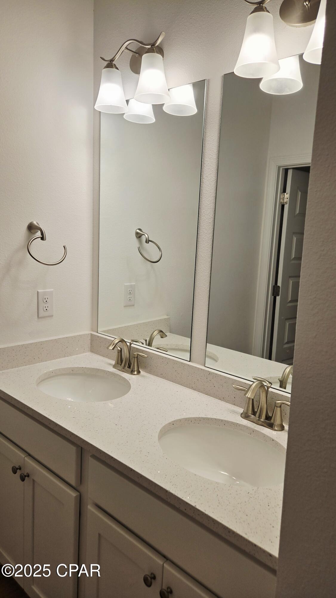 Image 30 For 110 Palo Verde Way