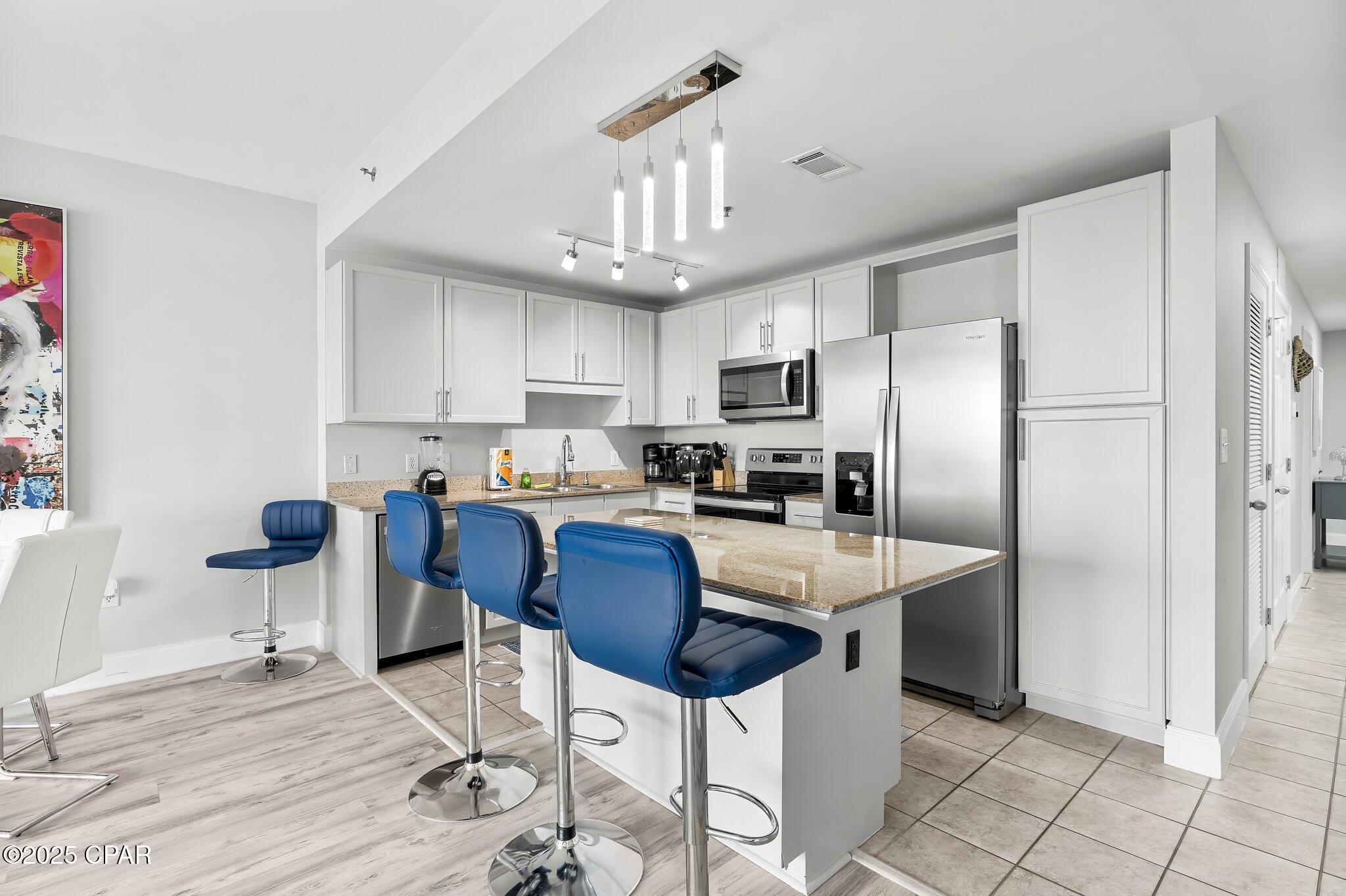 Lgnqio9ckc22n_lxxcjpgpml8rzvcebn Fbv0bpnn44