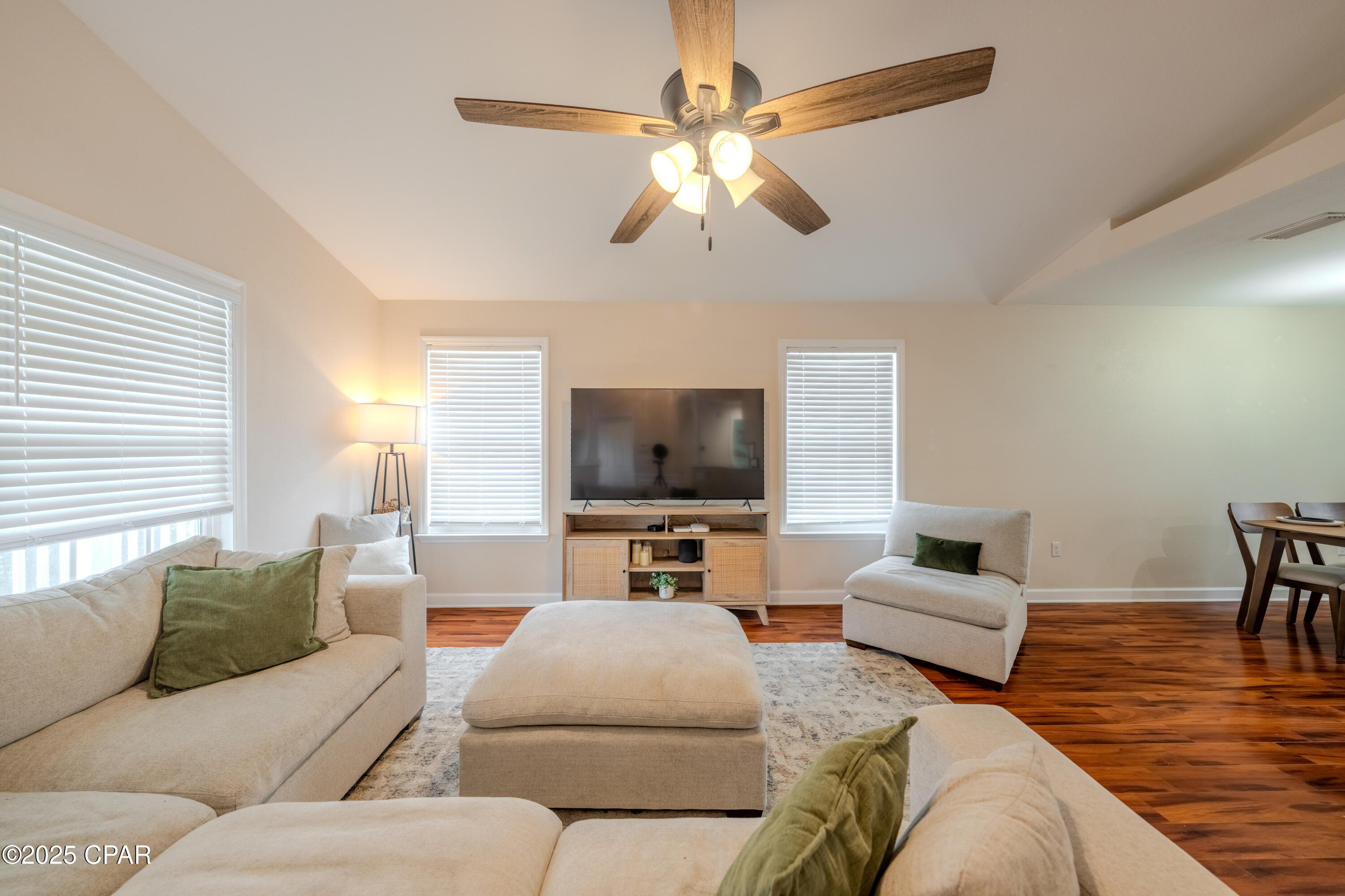 R0v7yte7i3elm0i8e3wim6uczd9cbjvgn  X4j4g81k