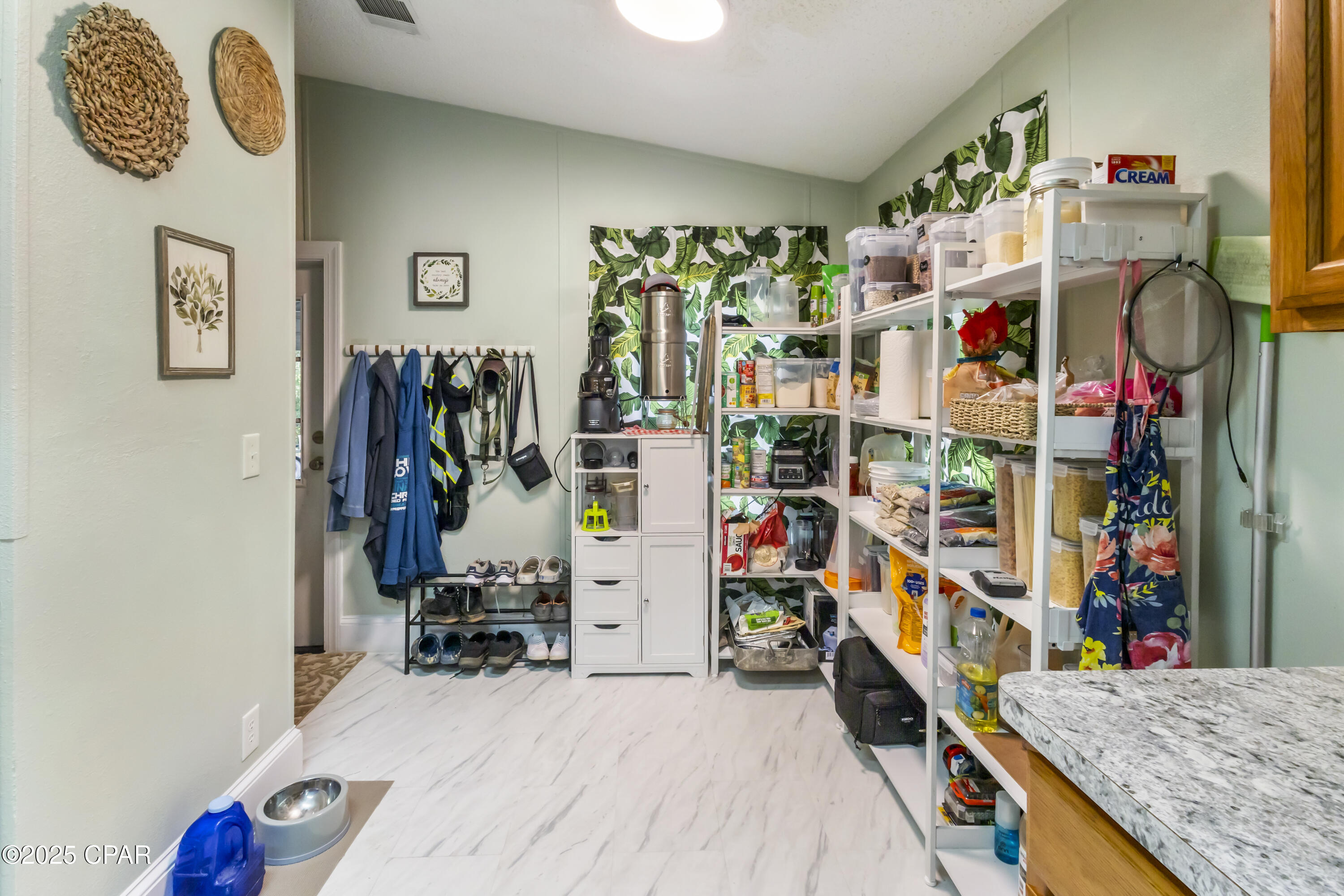 Djtos95lhg0ix H Gqsgitp2joq9acaruy2g2rbfyqi