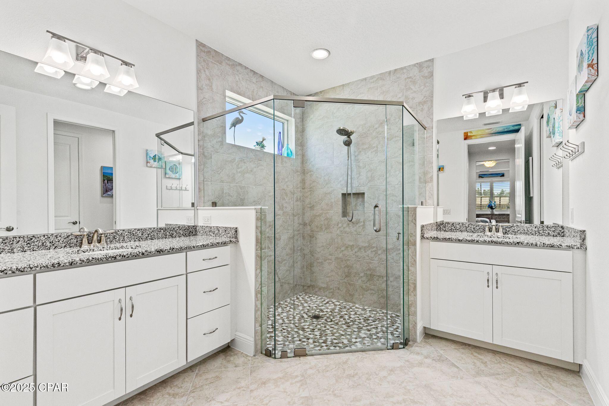 Ugkjar8yvlhvbv3vceomineb3famhsnttlrayz Zwa0