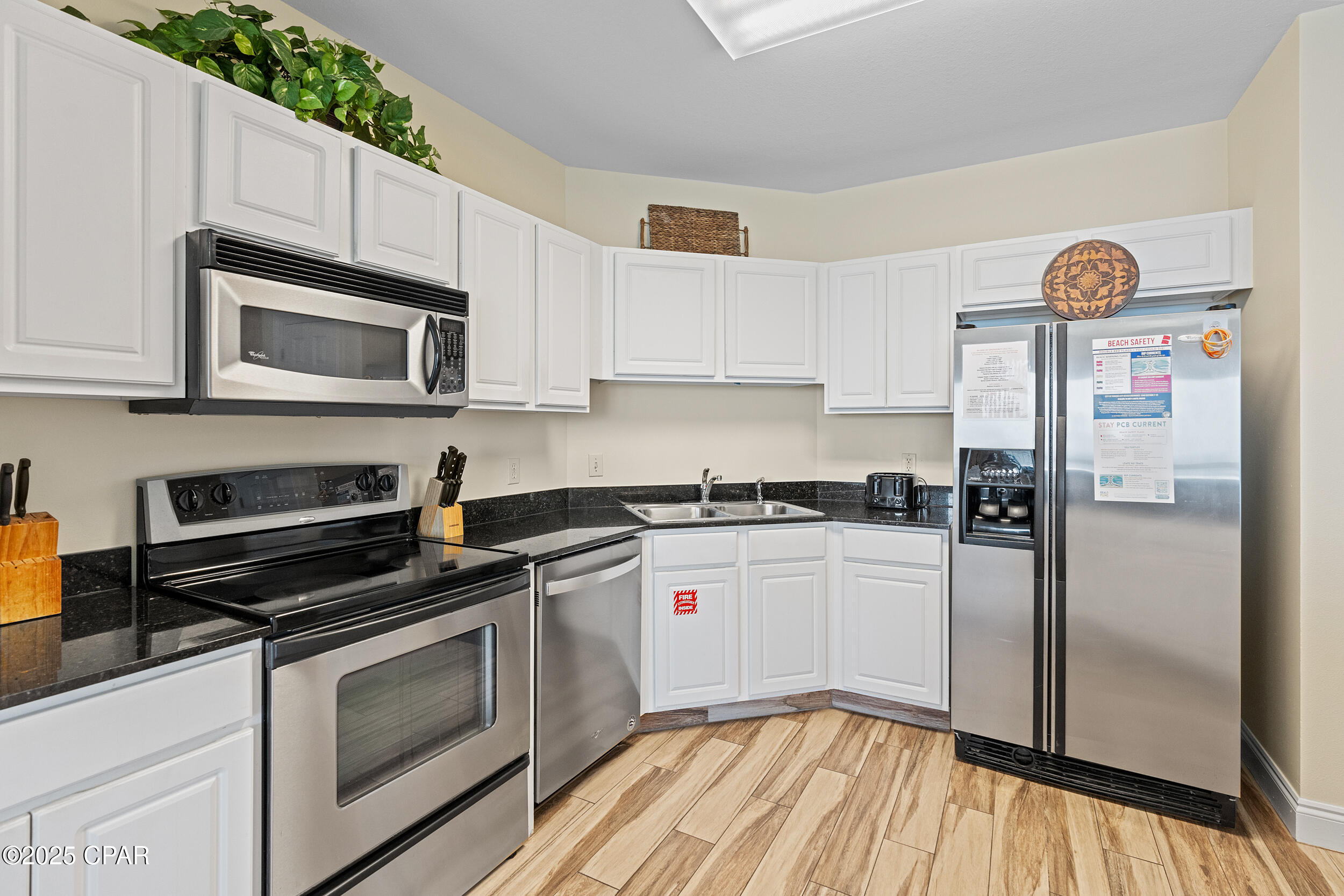 1ts8ccekn7ffph47yp Abg4bapvdele6sfvojuformc