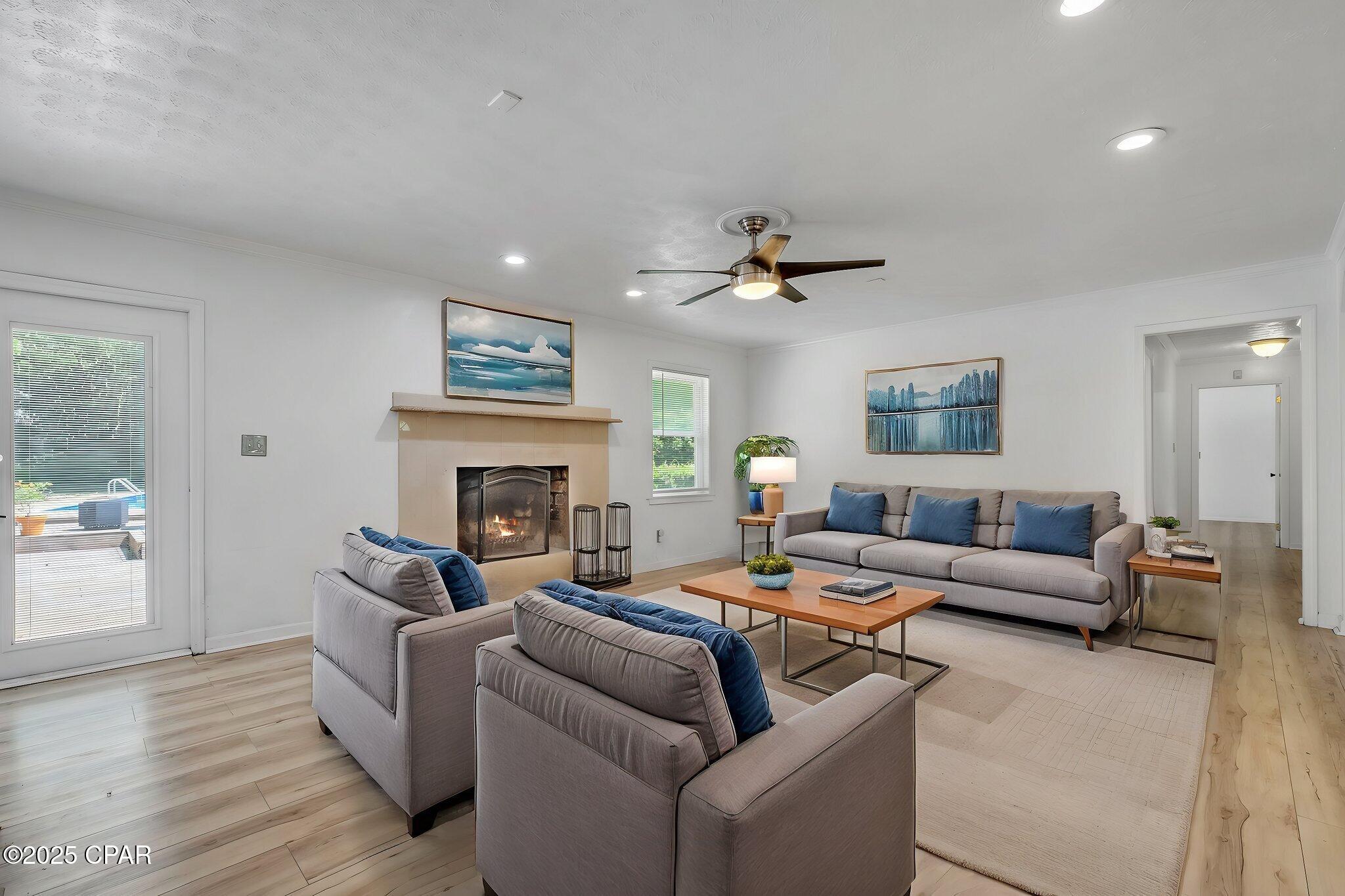 Mf3is3z1cfhhgbvrrwx0nhdtdoclfotcbvecmn8xb5q