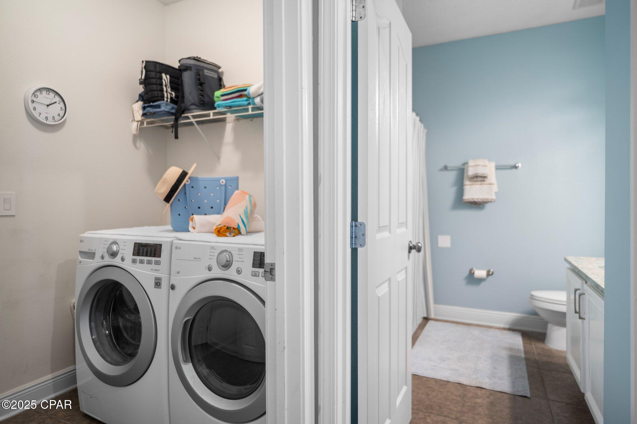 8mohwqdf4_bluctmhyjmmbkbxcgaqrdxctalyfozz1m