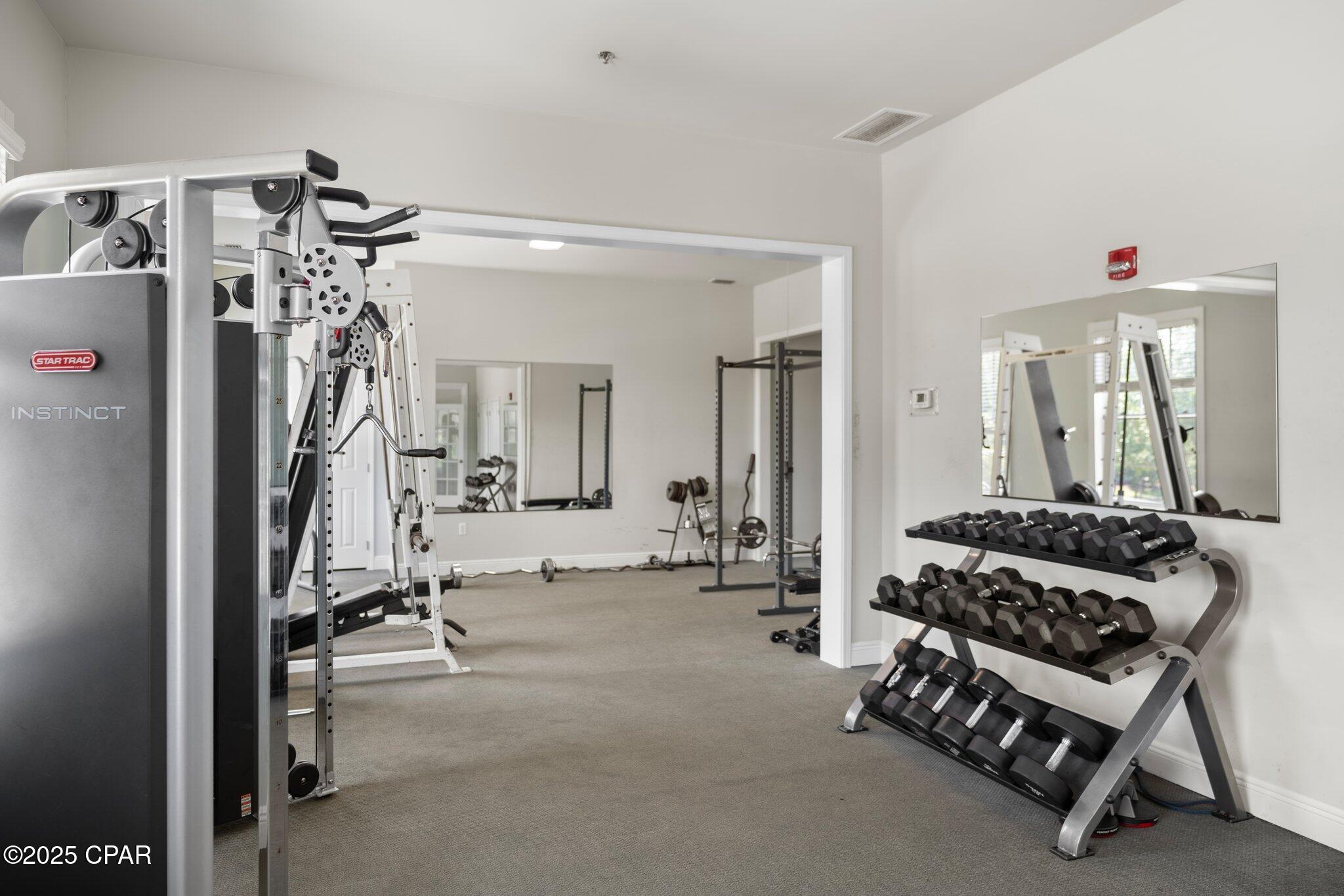 Shfb7xufp5hxzpt8mnqjdyqc92ifnk34peajiyecozy