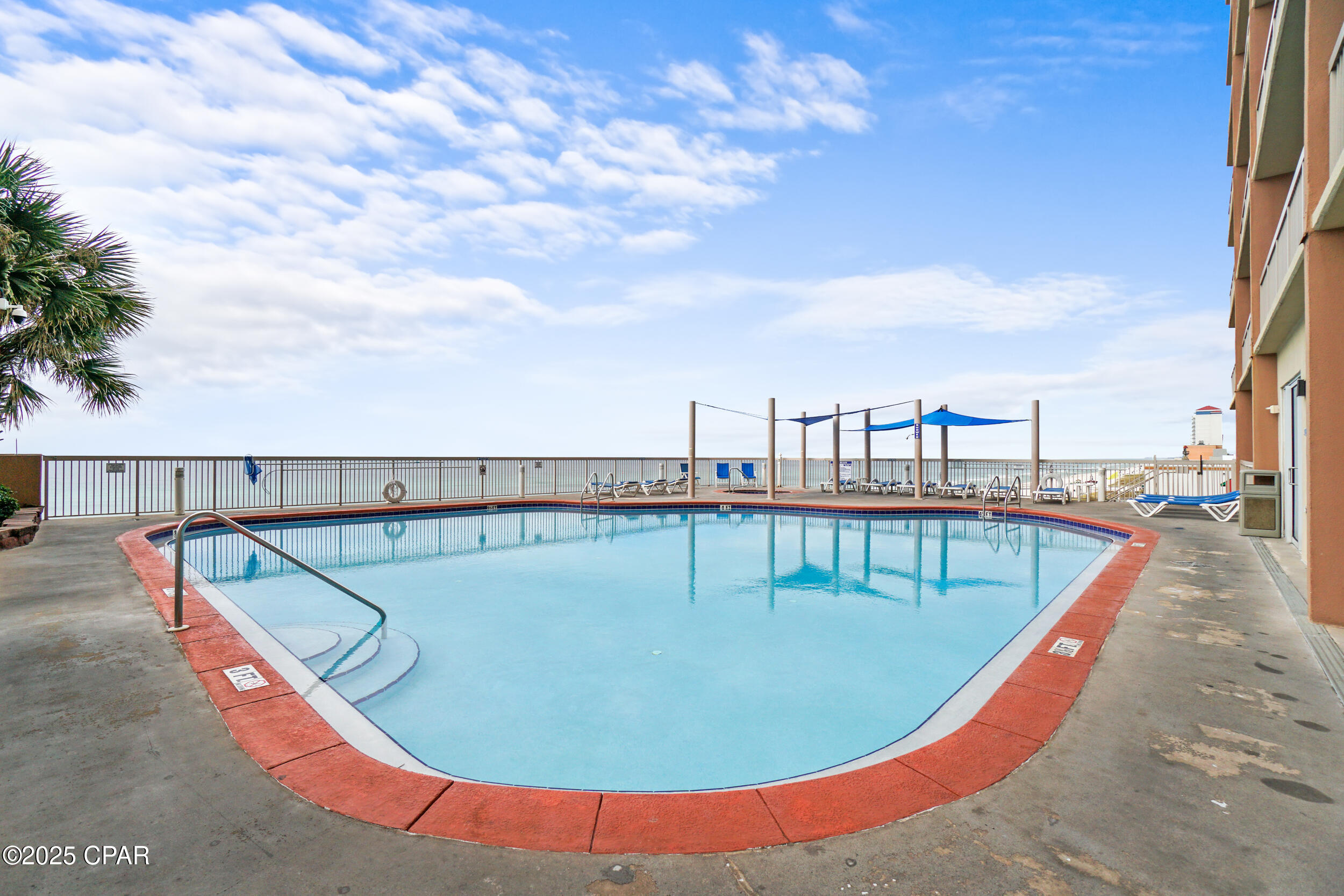 Rbiopjvdybiouujklyz9wt3slcm5bfcjg_pa_dlydom