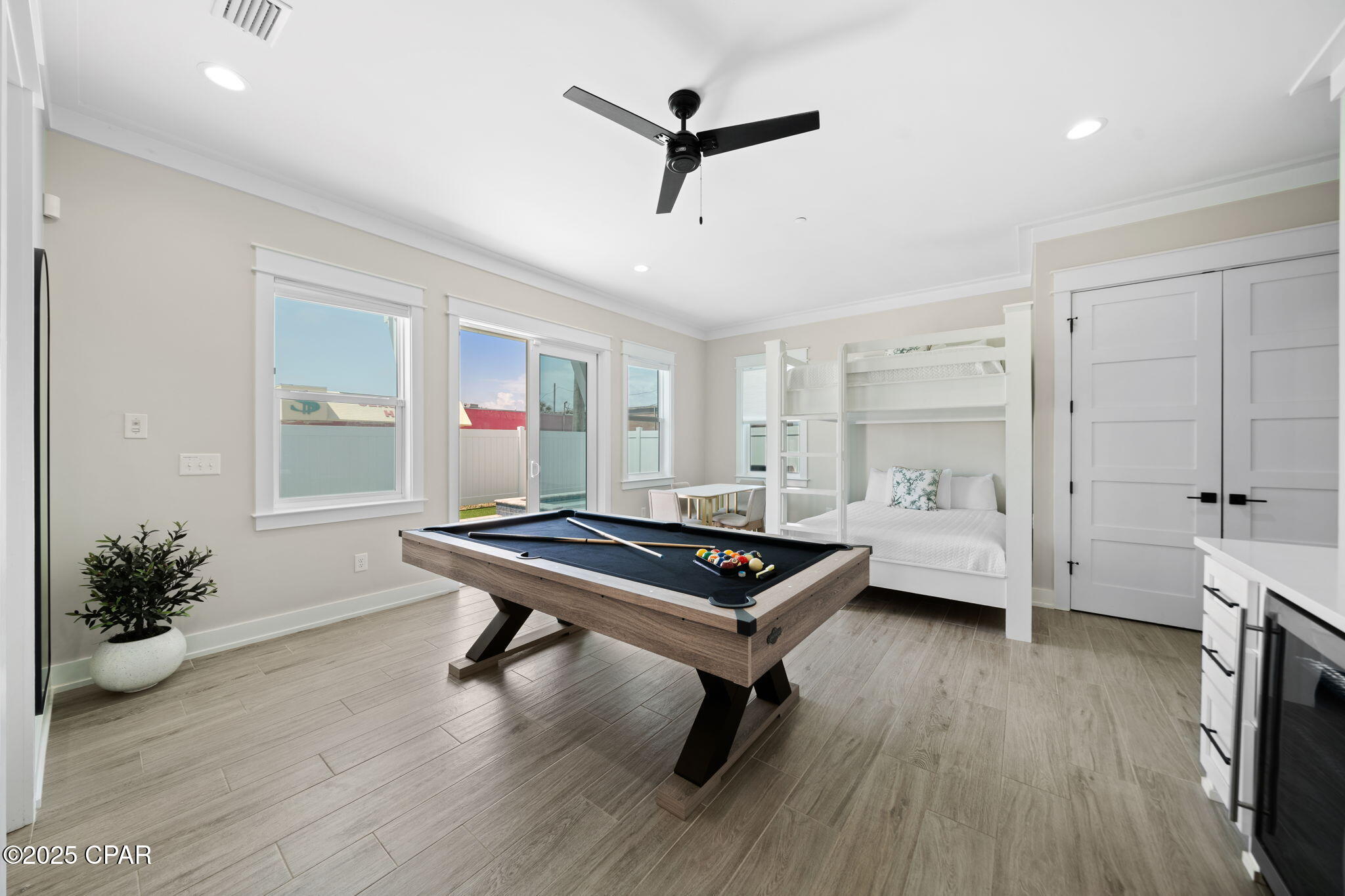 Slfv4twofrcuyf2syxlg13kzdmqzjci7nc4iwfue6ss