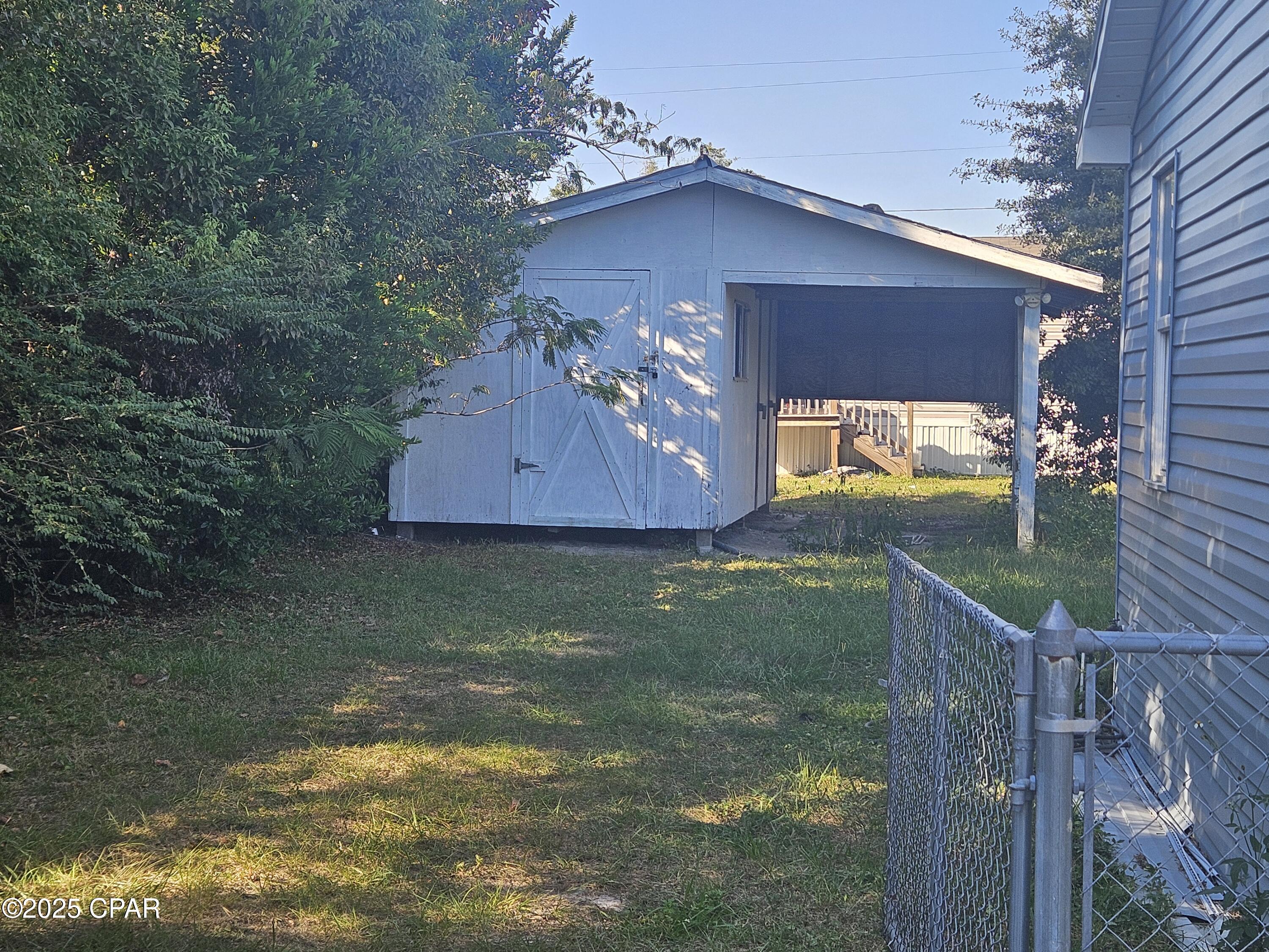 Image 13 For 5205 11 Street