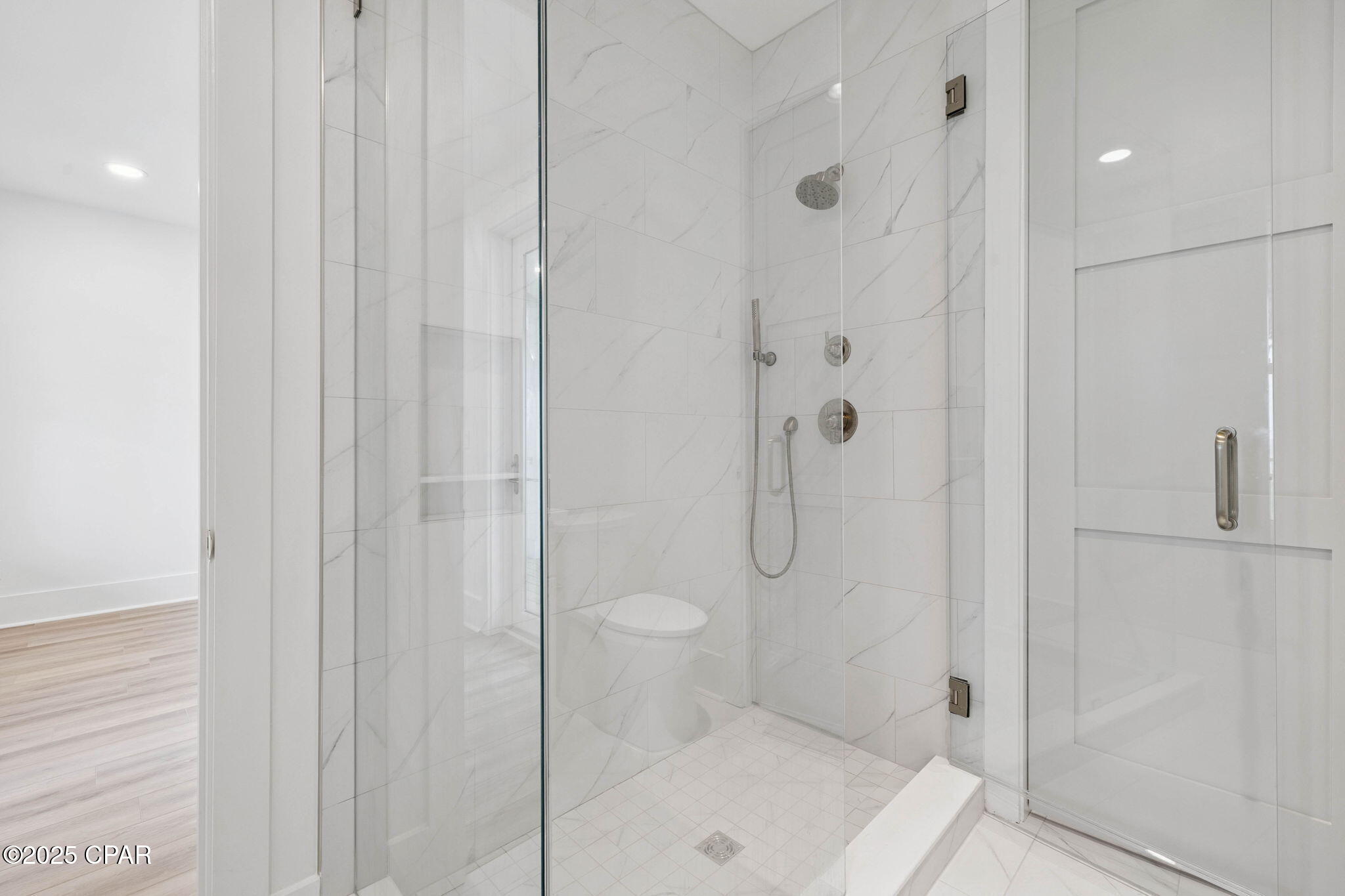 Rdcdkkqgfcxandk9izudxjpr  Ui5azapos0q3dbooi