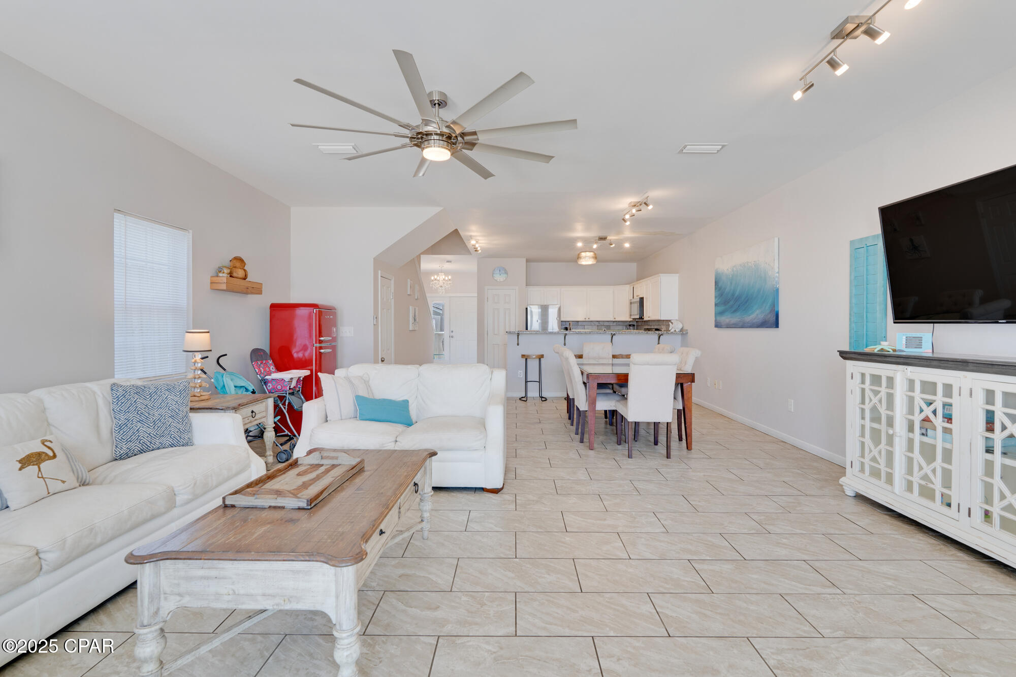 Image 10 For 5910 Beach Drive