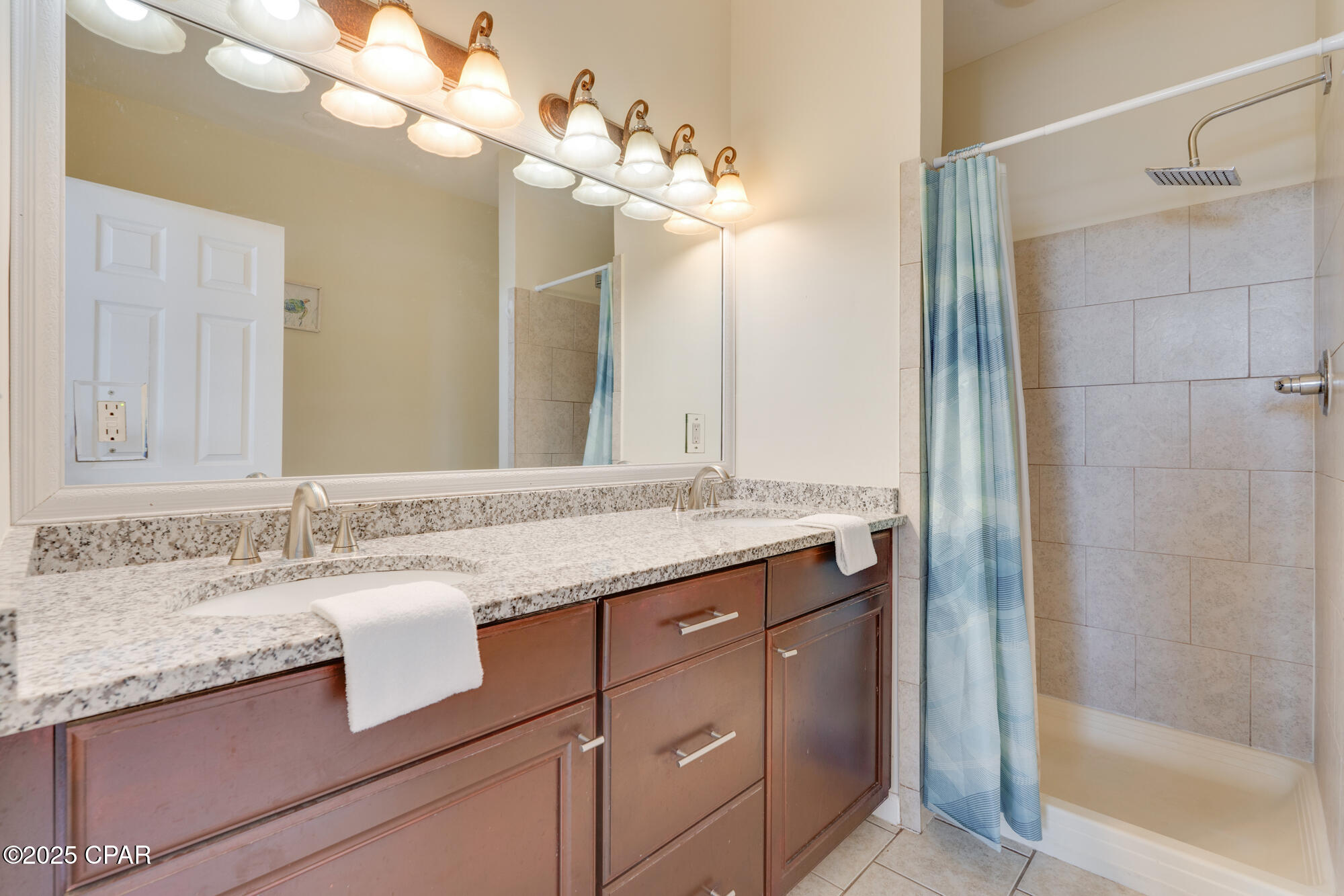 Rv6zhscm1hoqx1lwoofhfmzzfawuuyedxpfghyn5icy