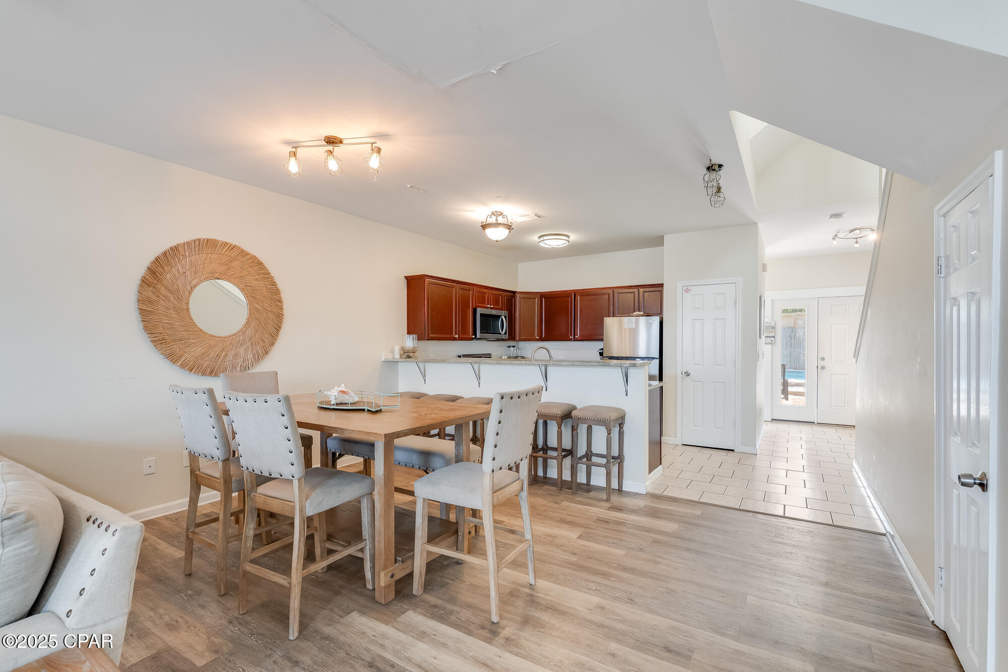 Image 20 For 5908 Beach Drive