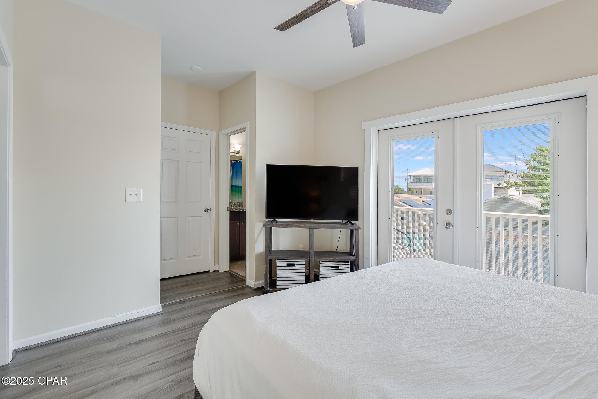 Image 34 For 5908 Beach Drive