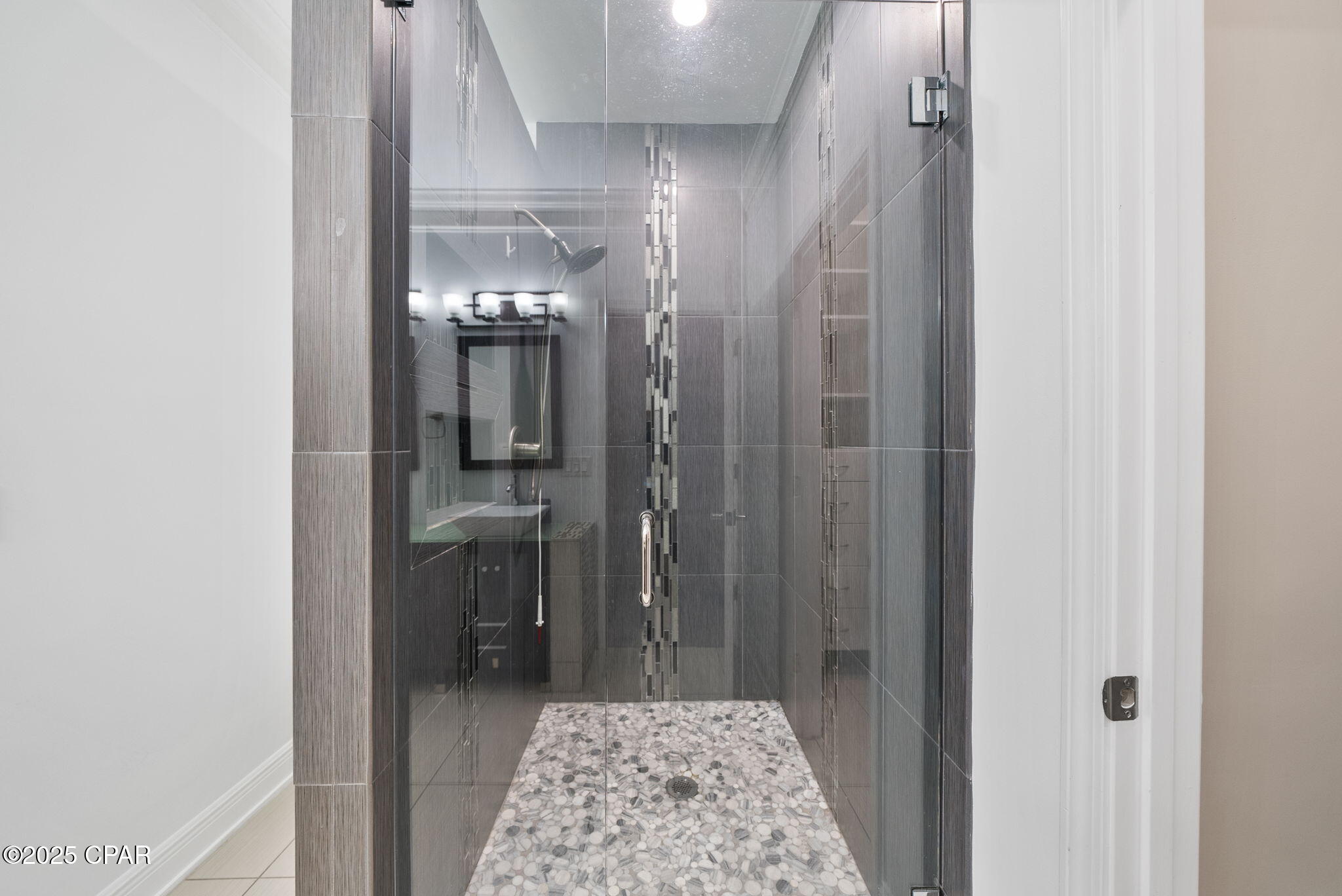 2isv9 Bcpbkqtsh As6 Crf9dajs13v7kf4owiugf2s