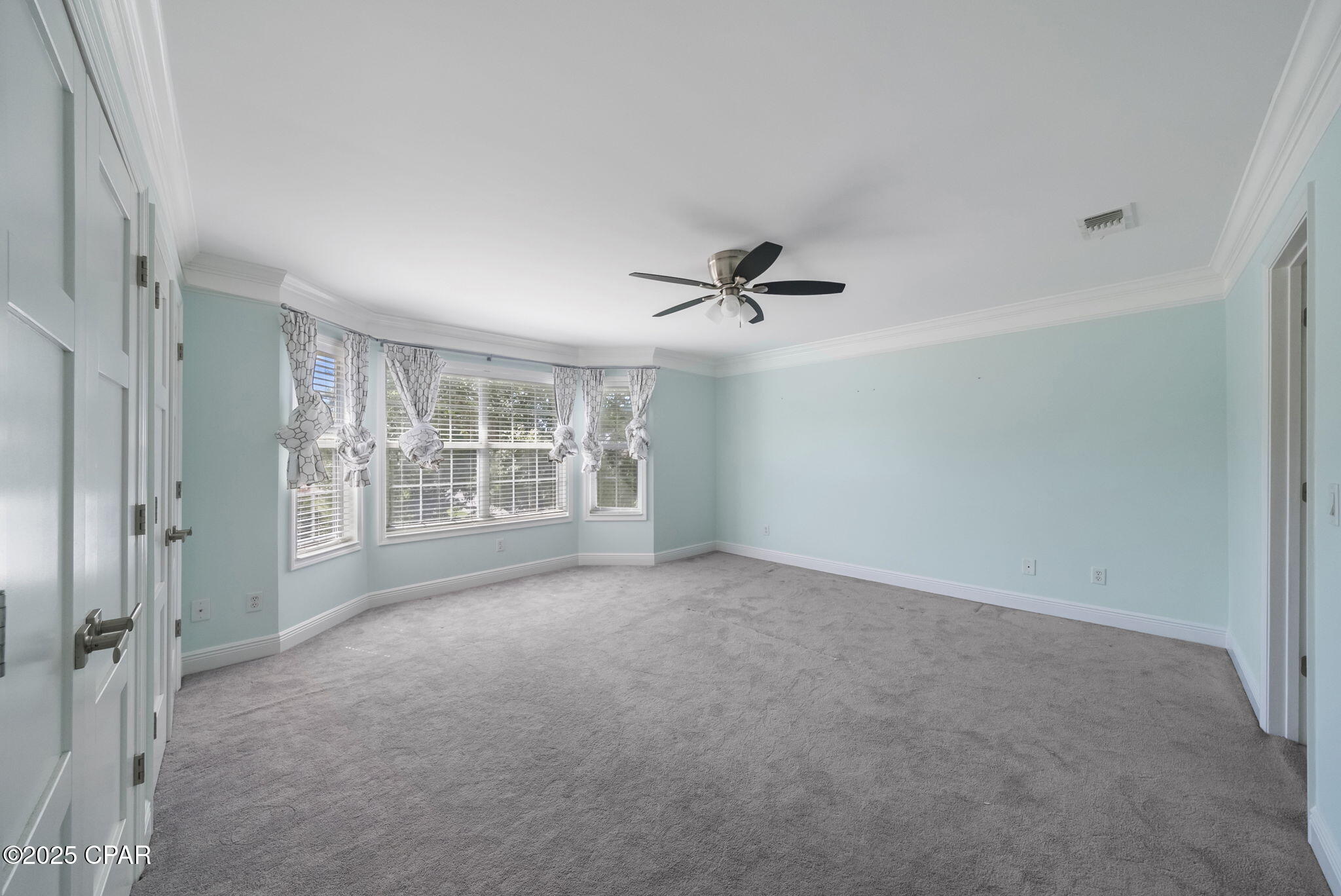 Image 49 For 150 Grand Heron Drive