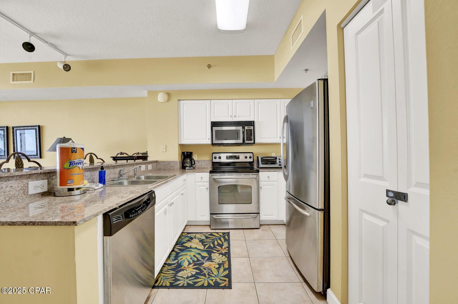 Bi1qm3iya6xpmovicjmxr78plfw1wso1d0pwncdue9y