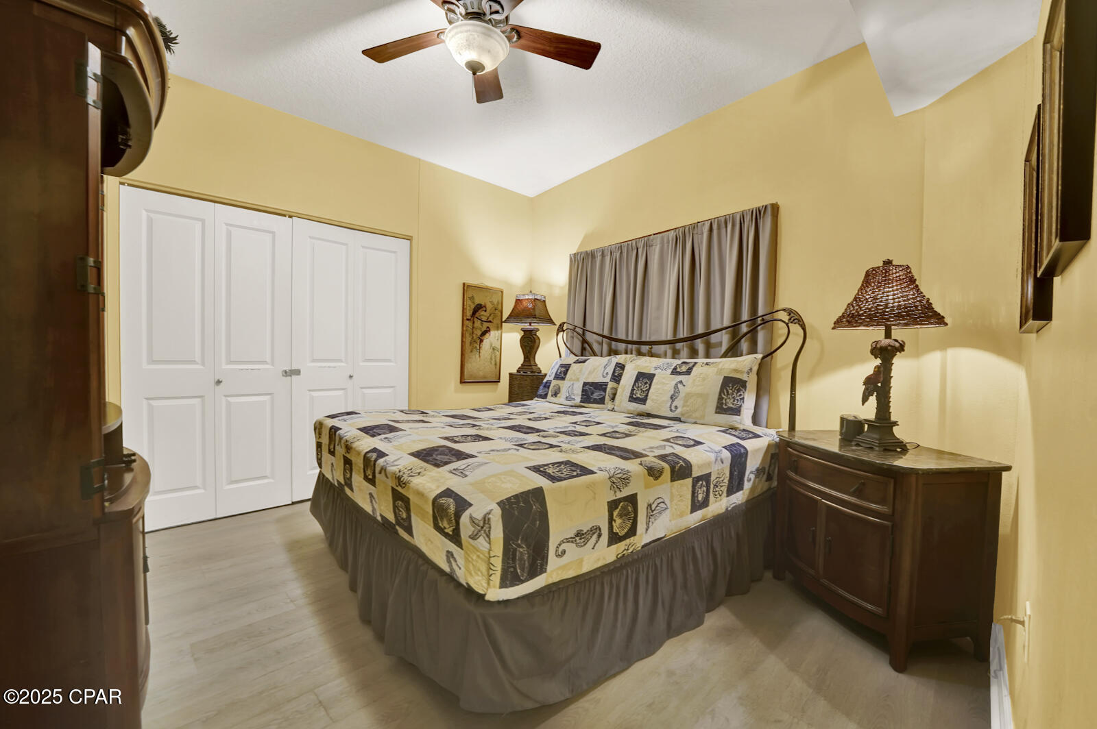 C53i32y9veinwarpl_zvly5csybllb77yyvupwwmjia